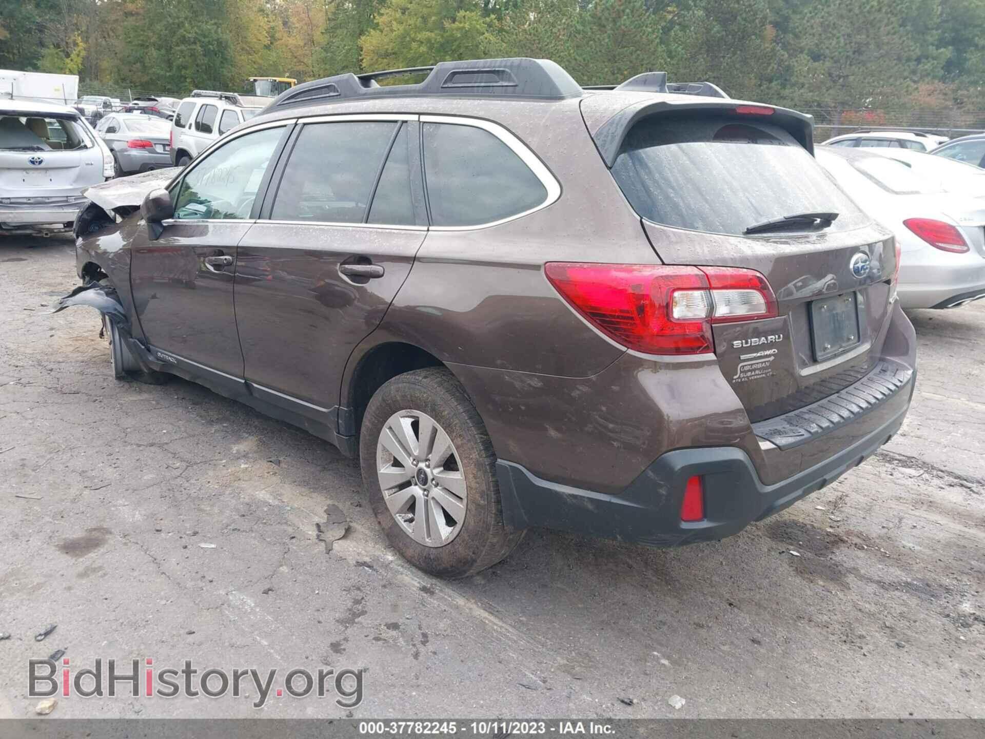 2019 SUBARU OUTBACK - VIN: 4S4BSAFC9K3207266 - Фото 3