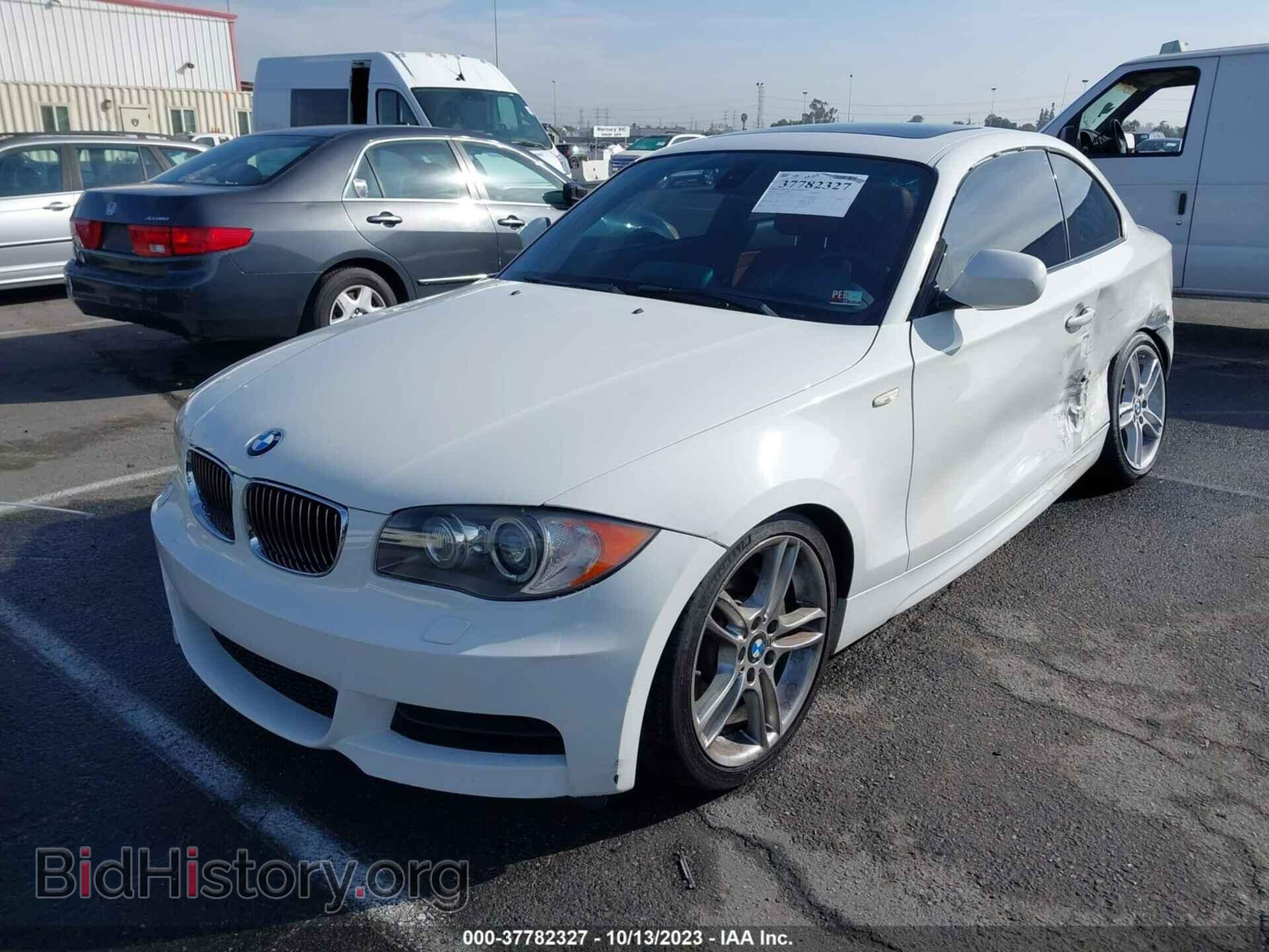 2011 BMW 1 SERIES - VIN: WBAUC9C54BVM10694 - Фото 2