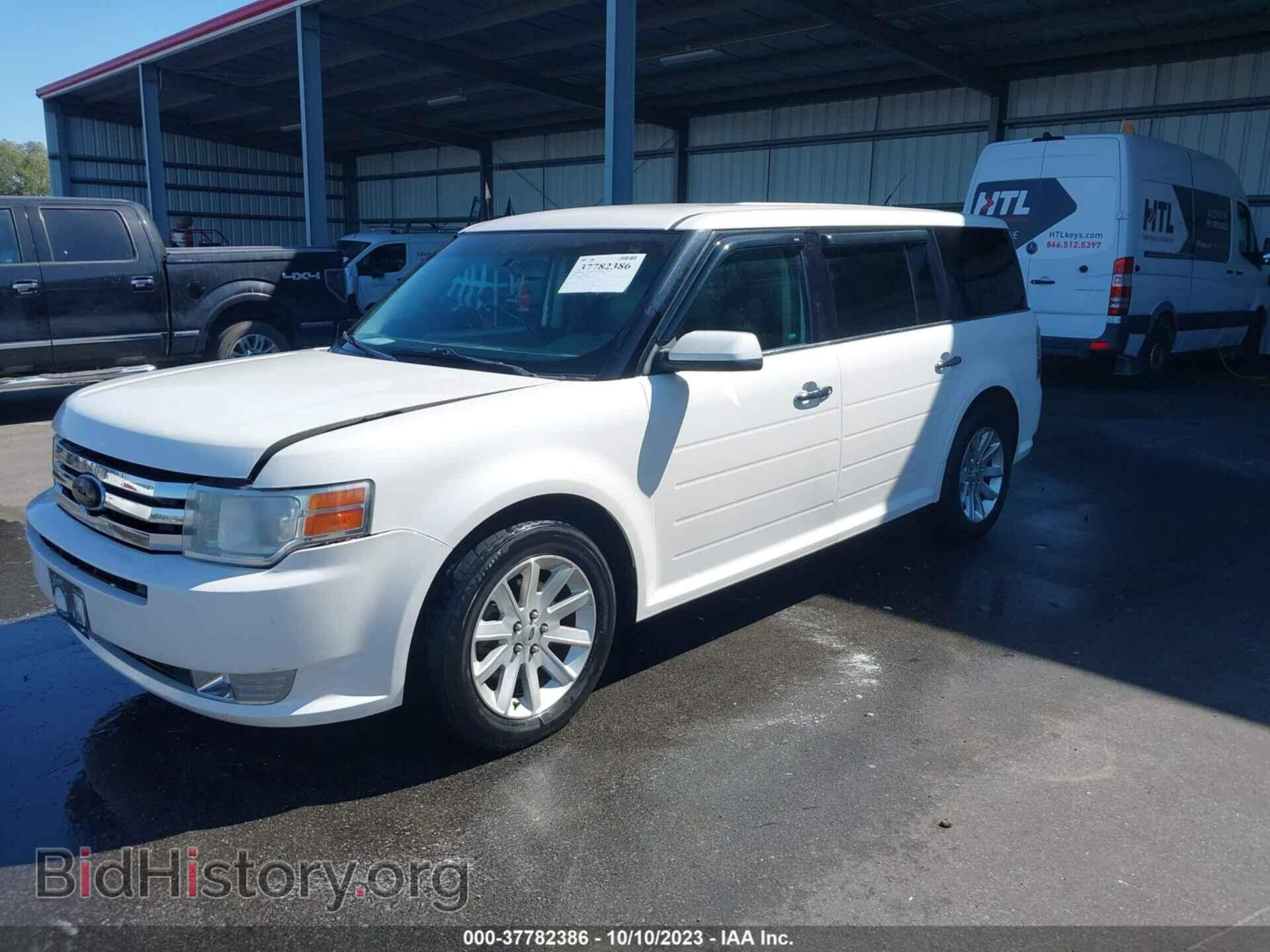 2011 FORD FLEX - VIN: 2FMGK5CC1BBD36975 - Фото 2