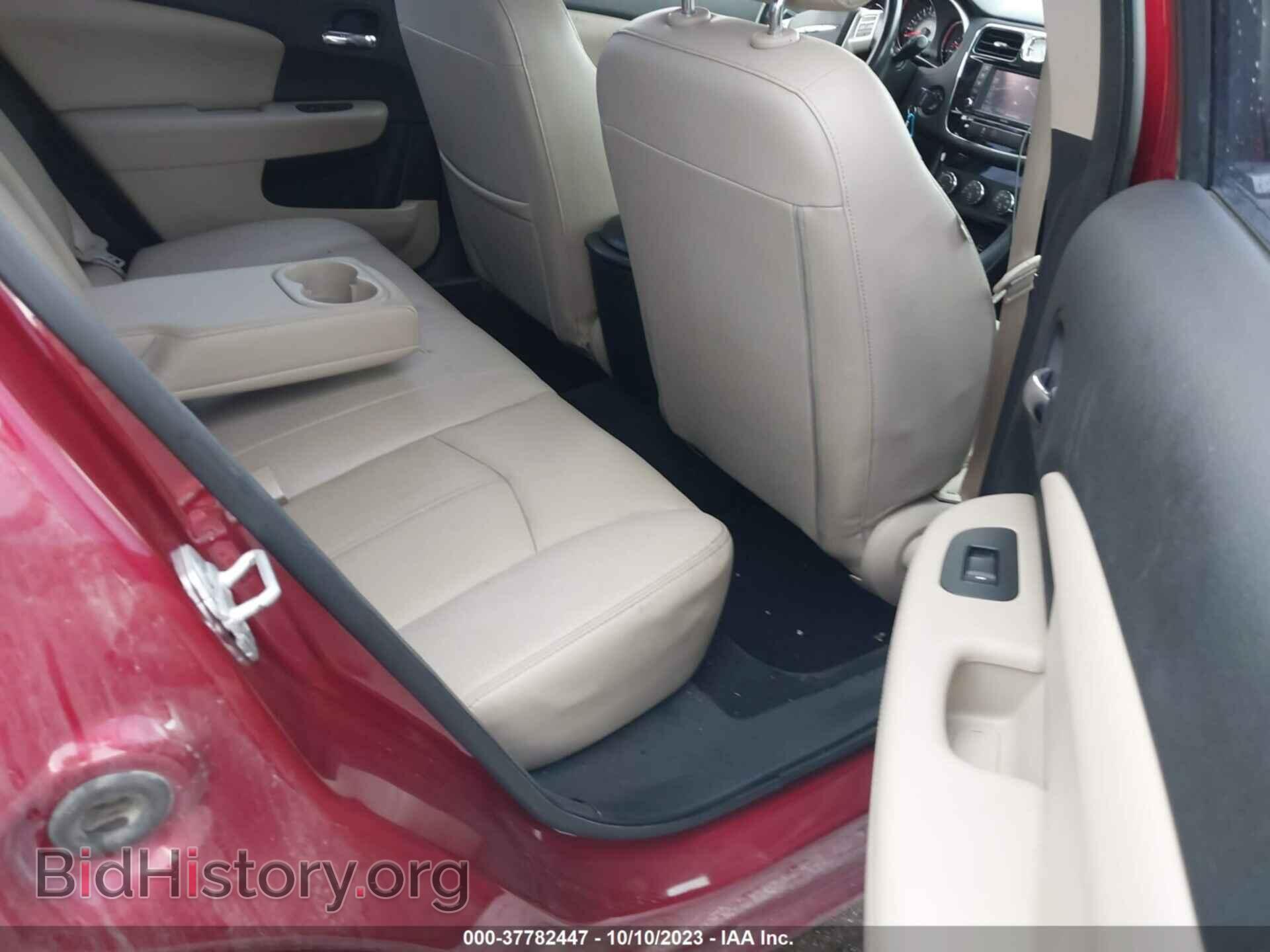 2012 CHRYSLER 200 - VIN: 1C3CCBCG7CN184941 - Фото 8