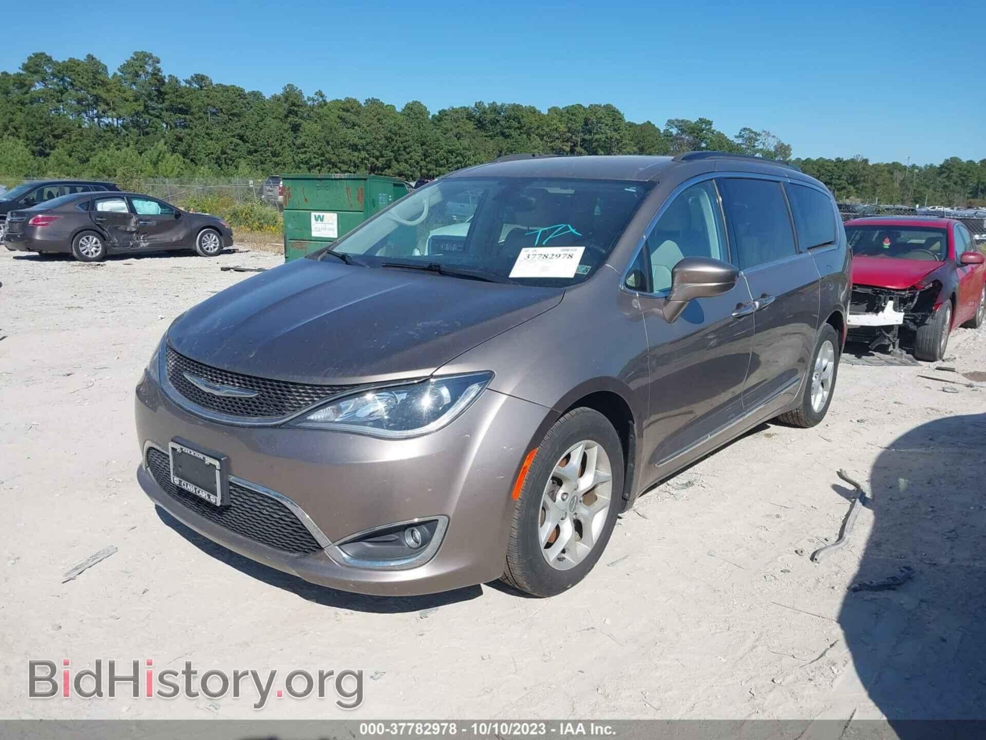 2017 CHRYSLER PACIFICA - VIN: 2C4RC1BG4HR536272 - Фото 2