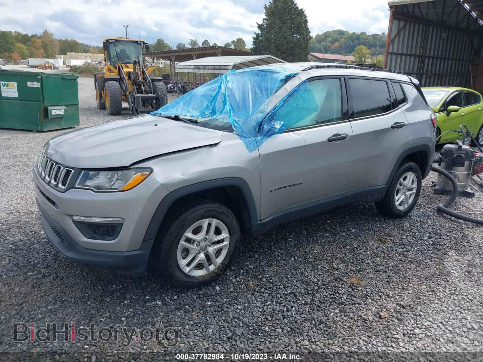 2018 JEEP COMPASS - VIN: 3C4NJDAB3JT126786 - Фото 2