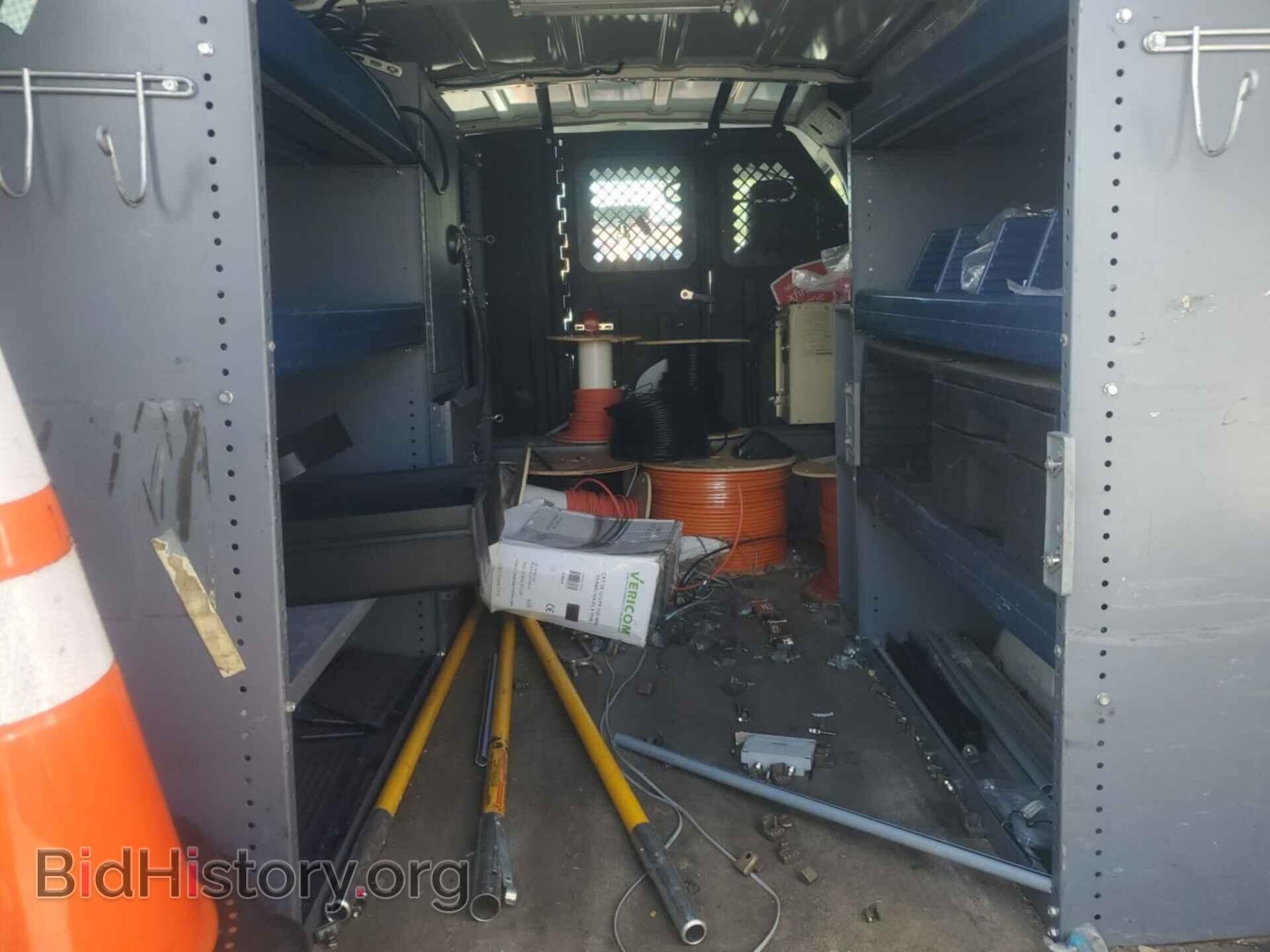 2011 FORD ECONOLINE CARGO VAN - VIN: 1FTNE2EL4BDB35192 - Фото 6