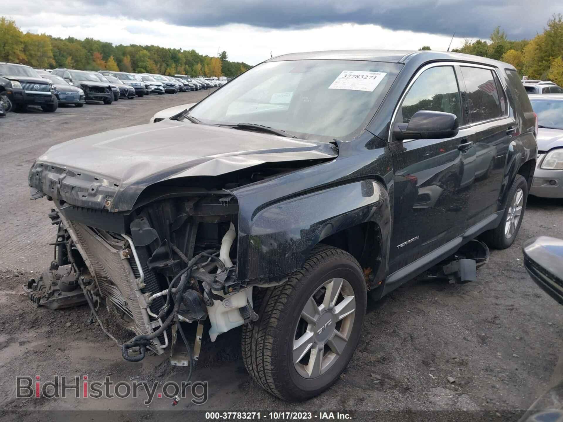 2010 GMC TERRAIN - VIN: 2CTALBEW3A6247742 - Photo 2