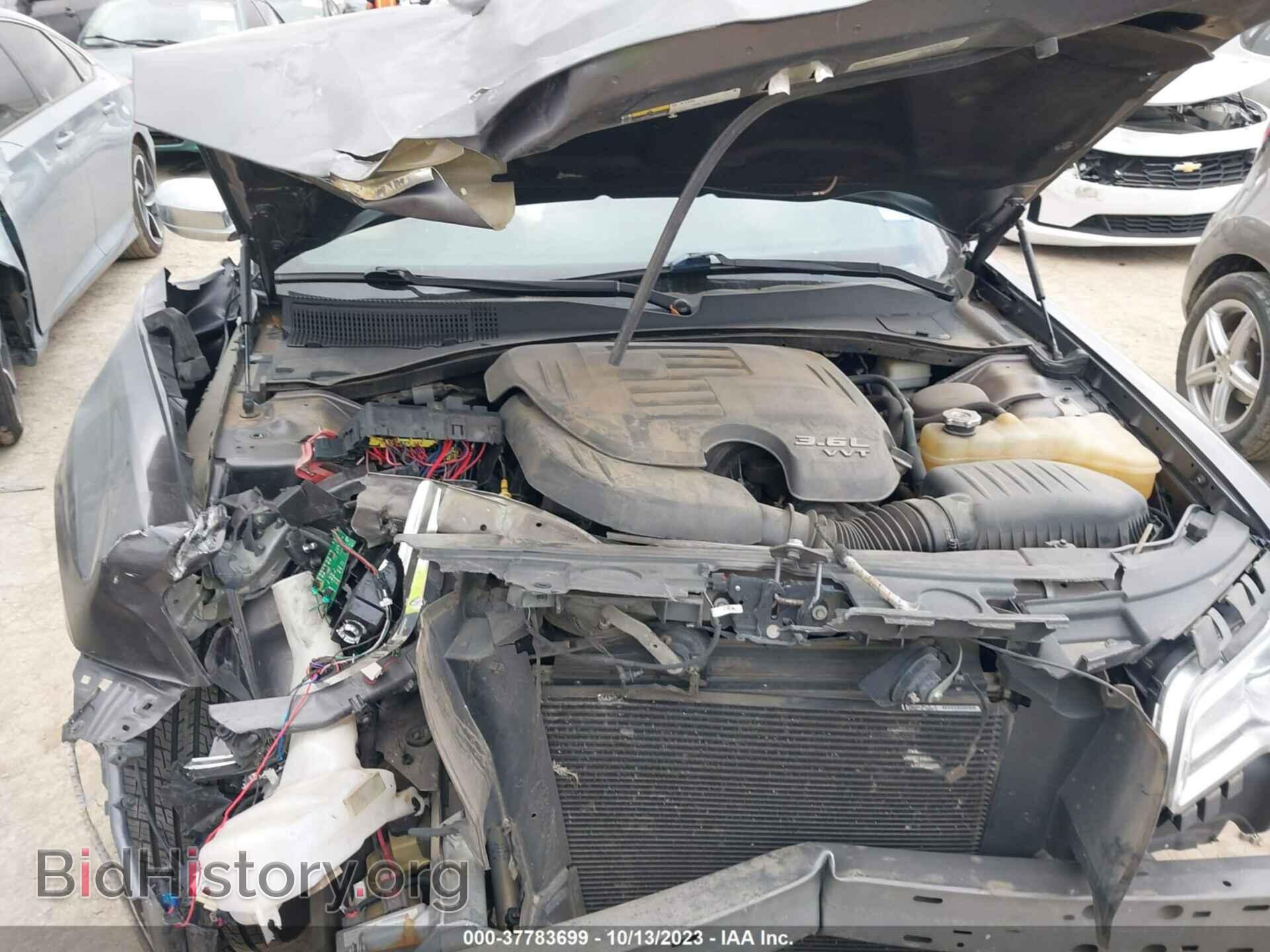 2014 CHRYSLER 300 - VIN: 2C3CCAAGXEH161890 - Фото 10