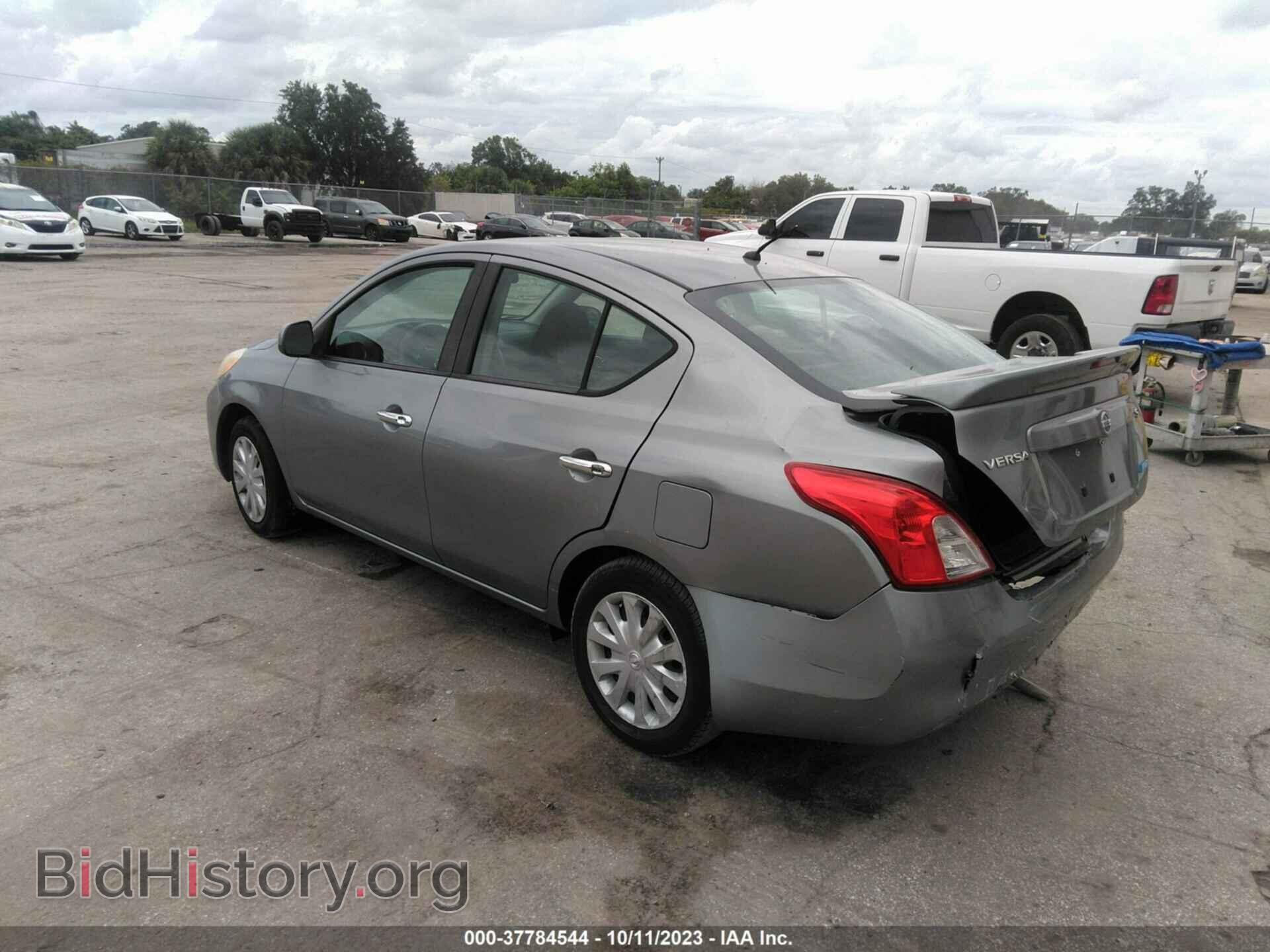 2013 NISSAN VERSA - VIN: 3N1CN7AP1DL869804 - Фото 3