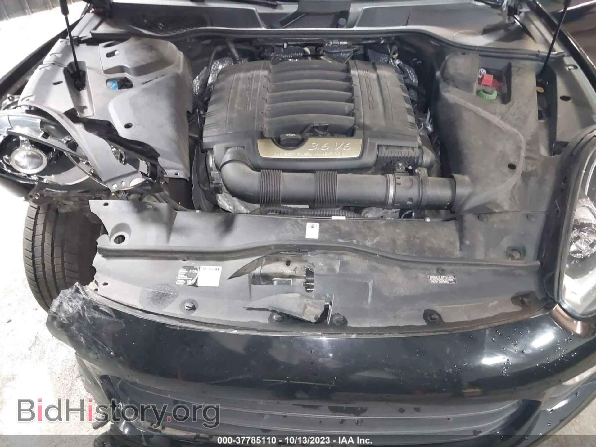 2016 PORSCHE CAYENNE - VIN: WP1AA2A21GLA01064 - Photo 10