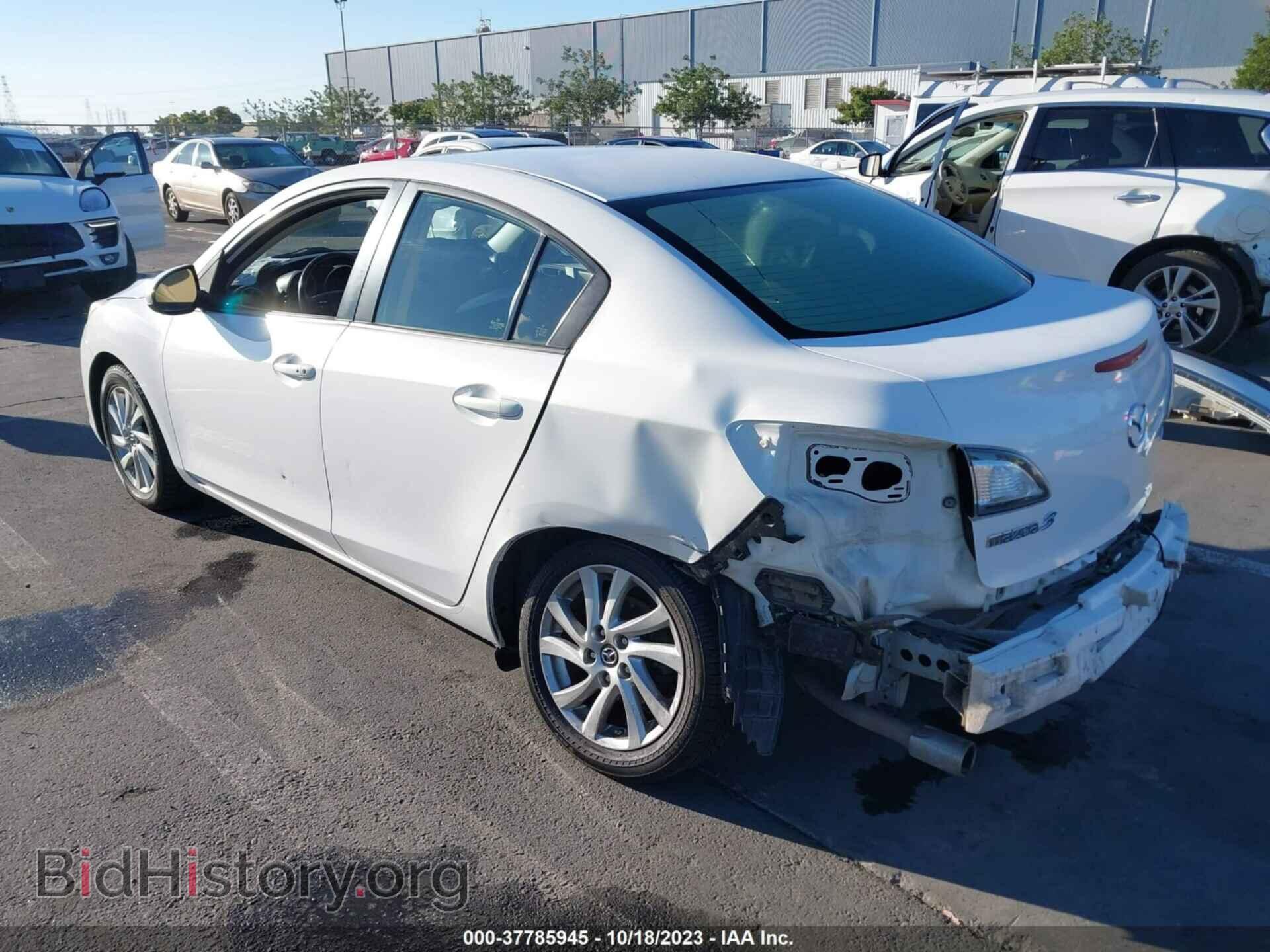 2013 MAZDA MAZDA3 - VIN: JM1BL1WP0D1782634 - Фото 3