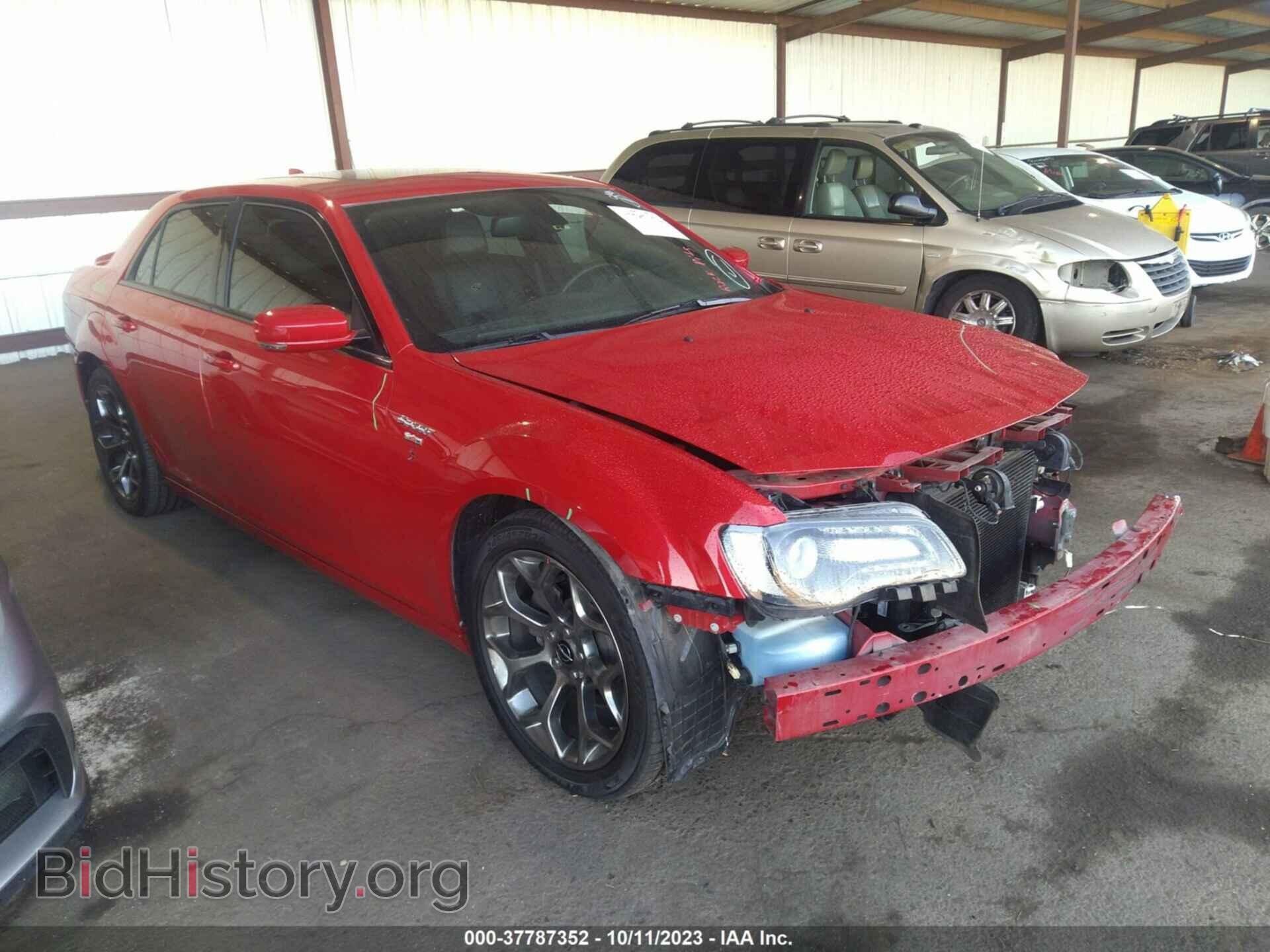 Фотография 2C3CCABG6GH147891 - CHRYSLER 300 2016