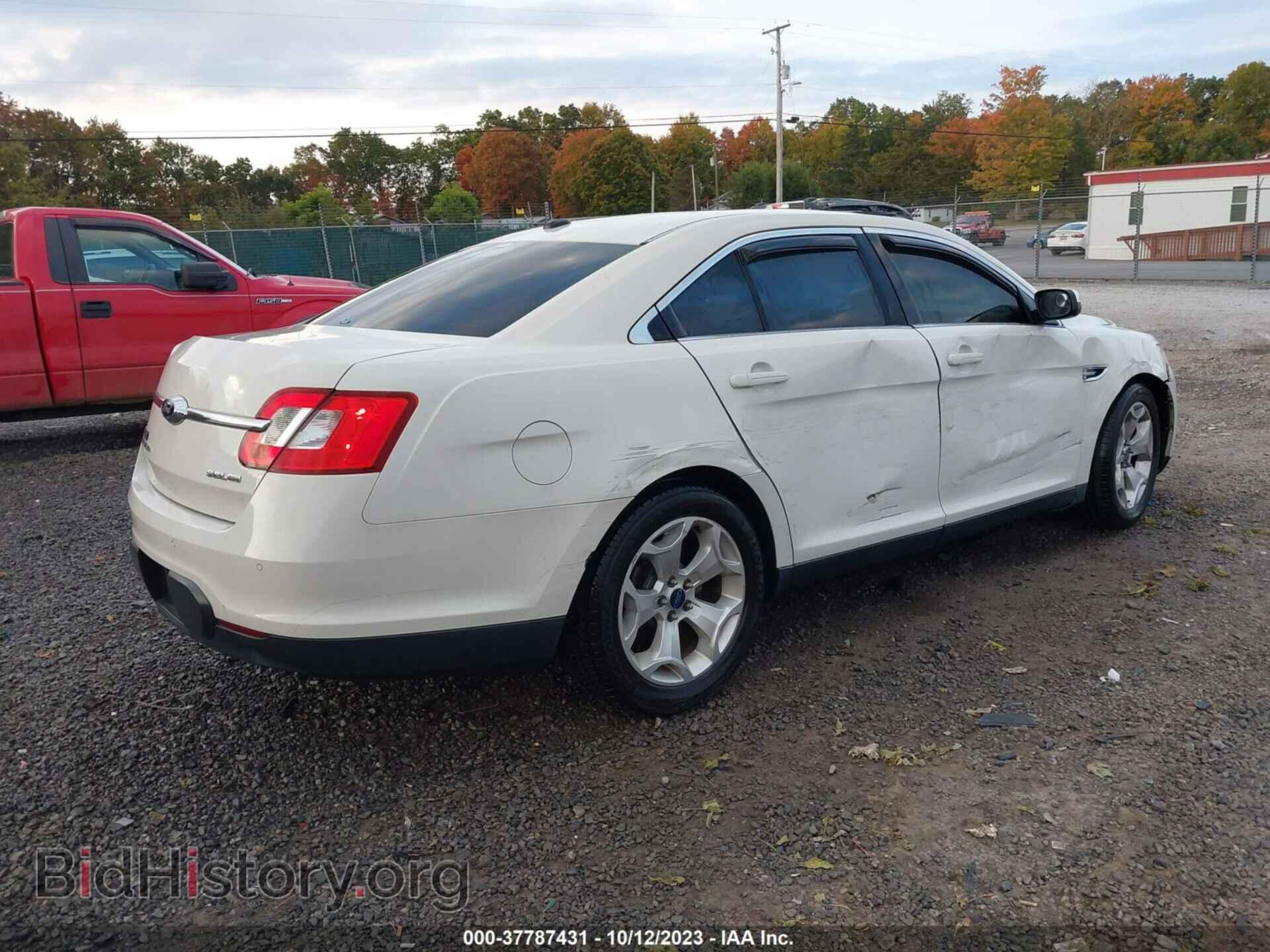 2011 FORD TAURUS - VIN: 1FAHP2HW6BG157129 - Фото 4