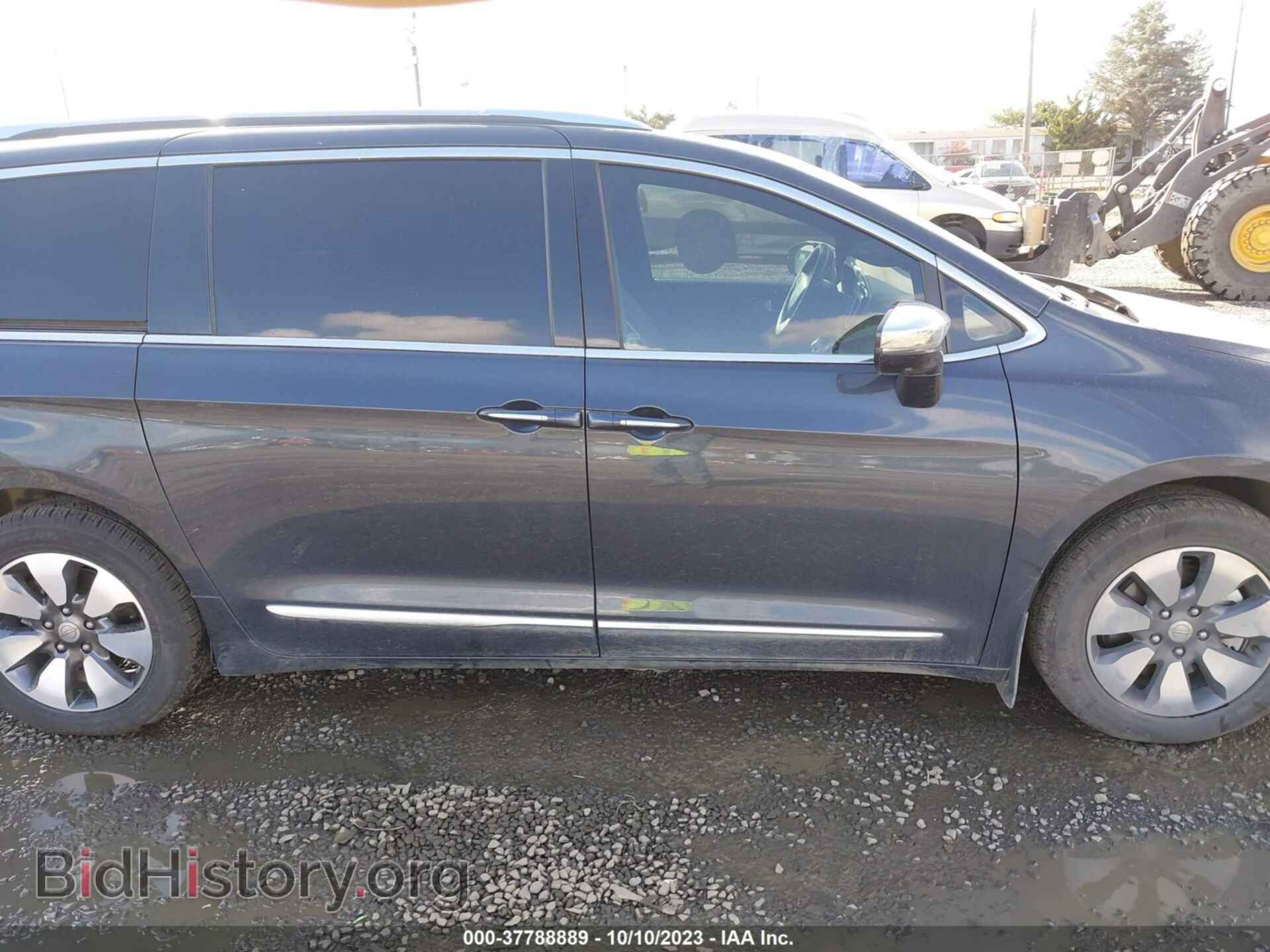 2020 CHRYSLER PACIFICA - VIN: 2C4RC1N72LR267550 - Фото 13