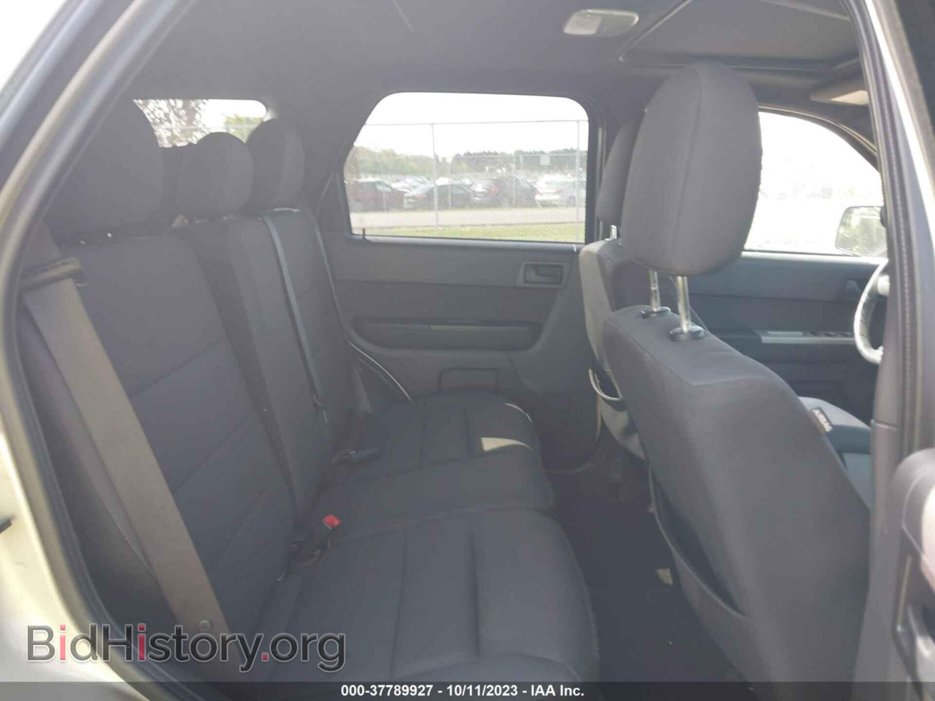 2012 FORD ESCAPE - VIN: 1FMCU9D71CKB01565 - Фото 8