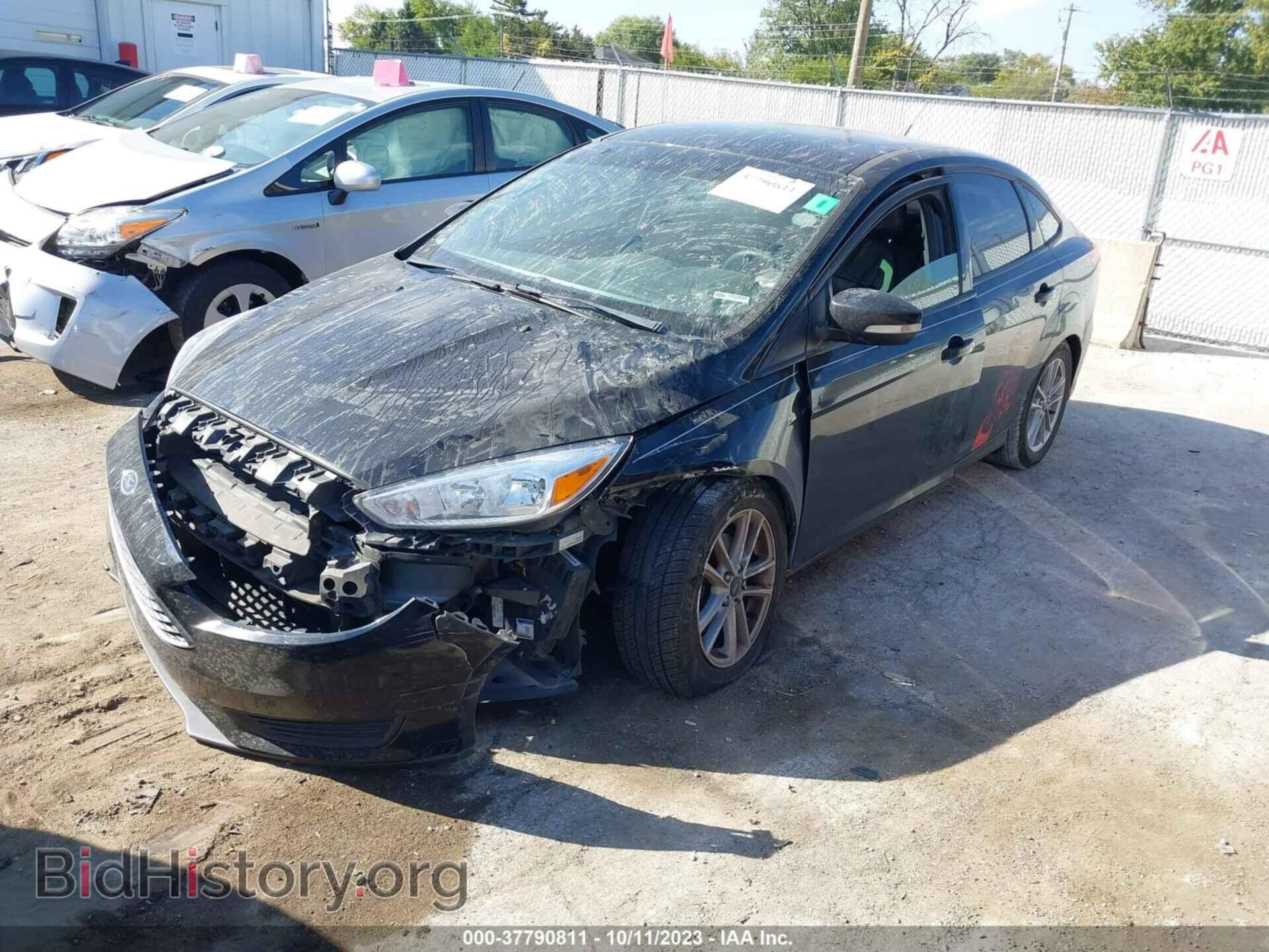 2017 FORD FOCUS - VIN: 1FADP3F24HL222189 - Фото 2