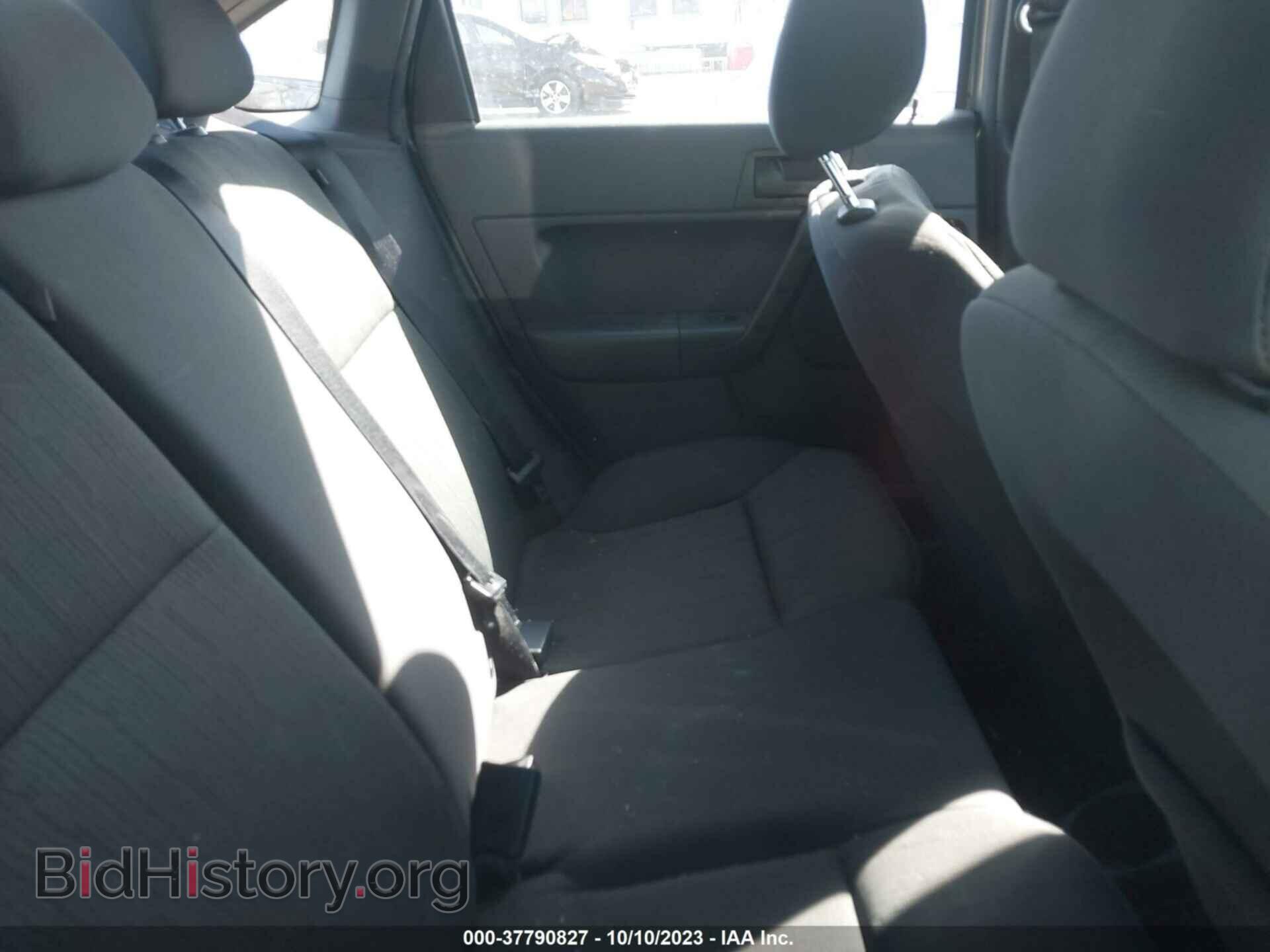 2010 FORD FOCUS - VIN: 1FAHP3FN8AW261853 - Фото 8