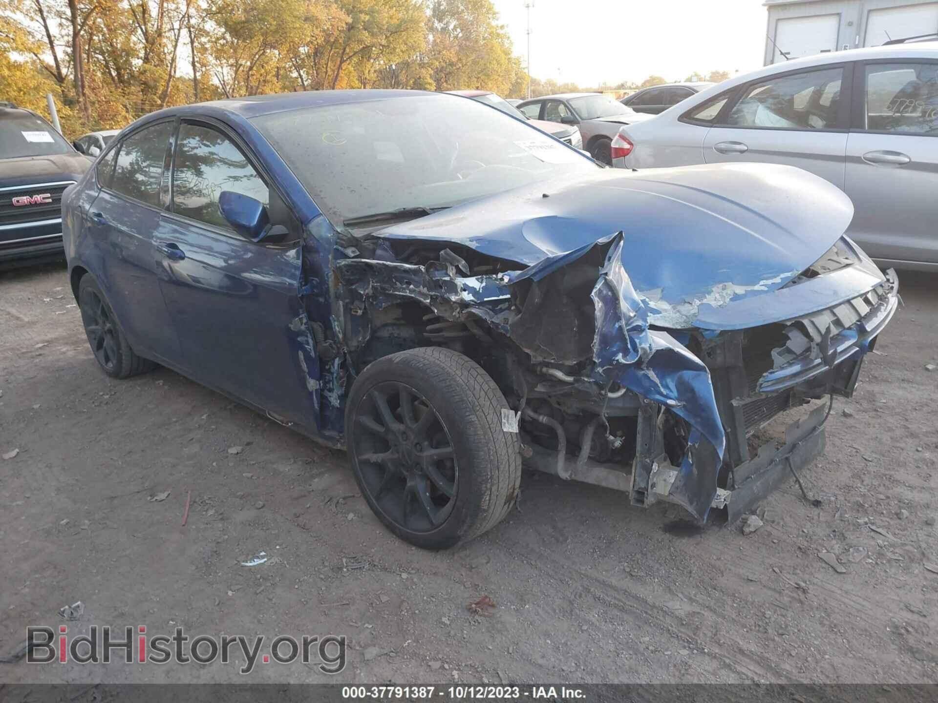 Photo 1C3CDFBA8DD155943 - DODGE DART 2013