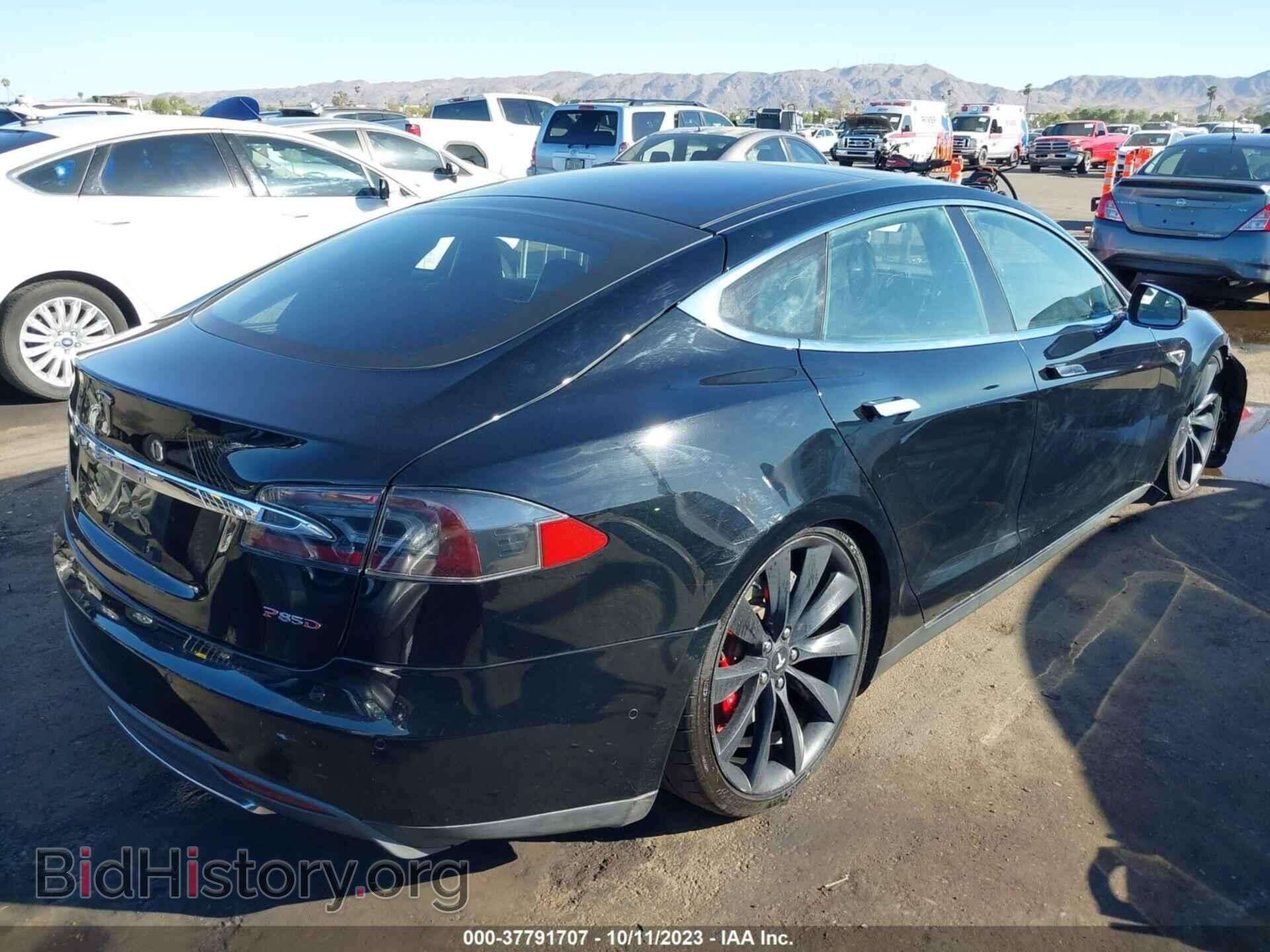 2015 TESLA MODEL S - VIN: 5YJSA1H48FF093170 - Фото 4