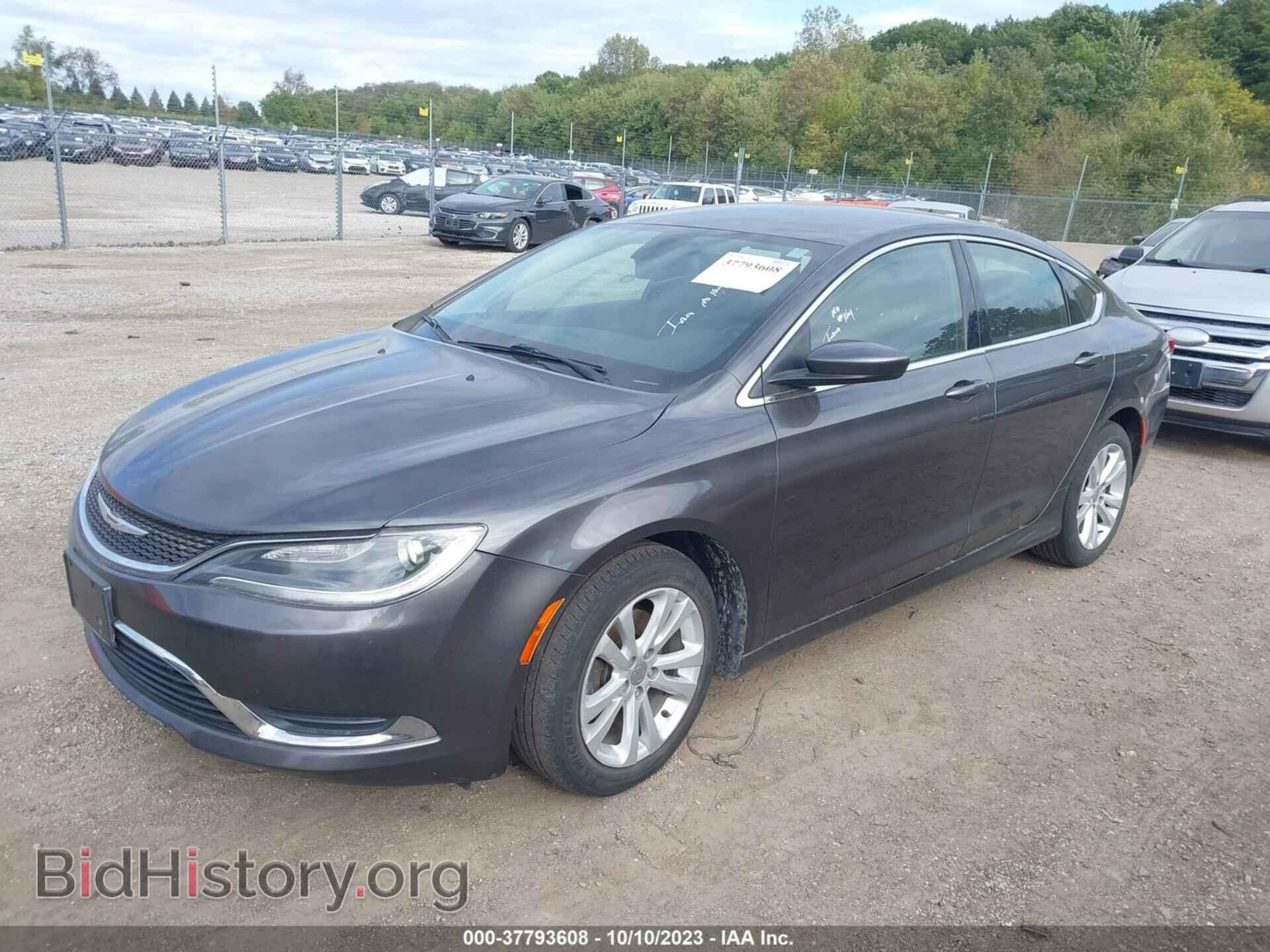 2015 CHRYSLER 200 - VIN: 1C3CCCAB0FN735082 - Photo 2