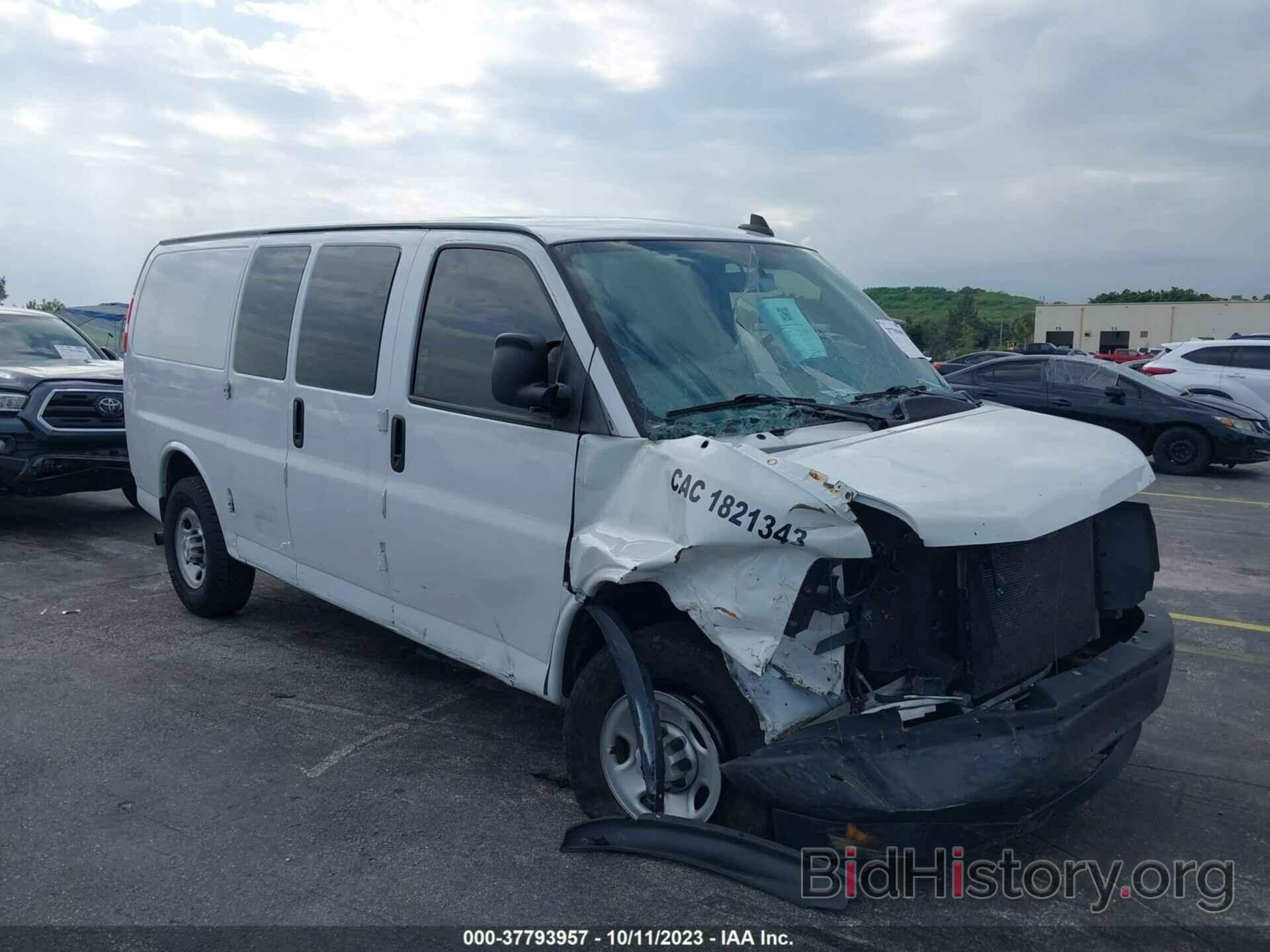 Фотография 1GCWGAFP5K1280964 - CHEVROLET EXPRESS CARGO VAN 2019