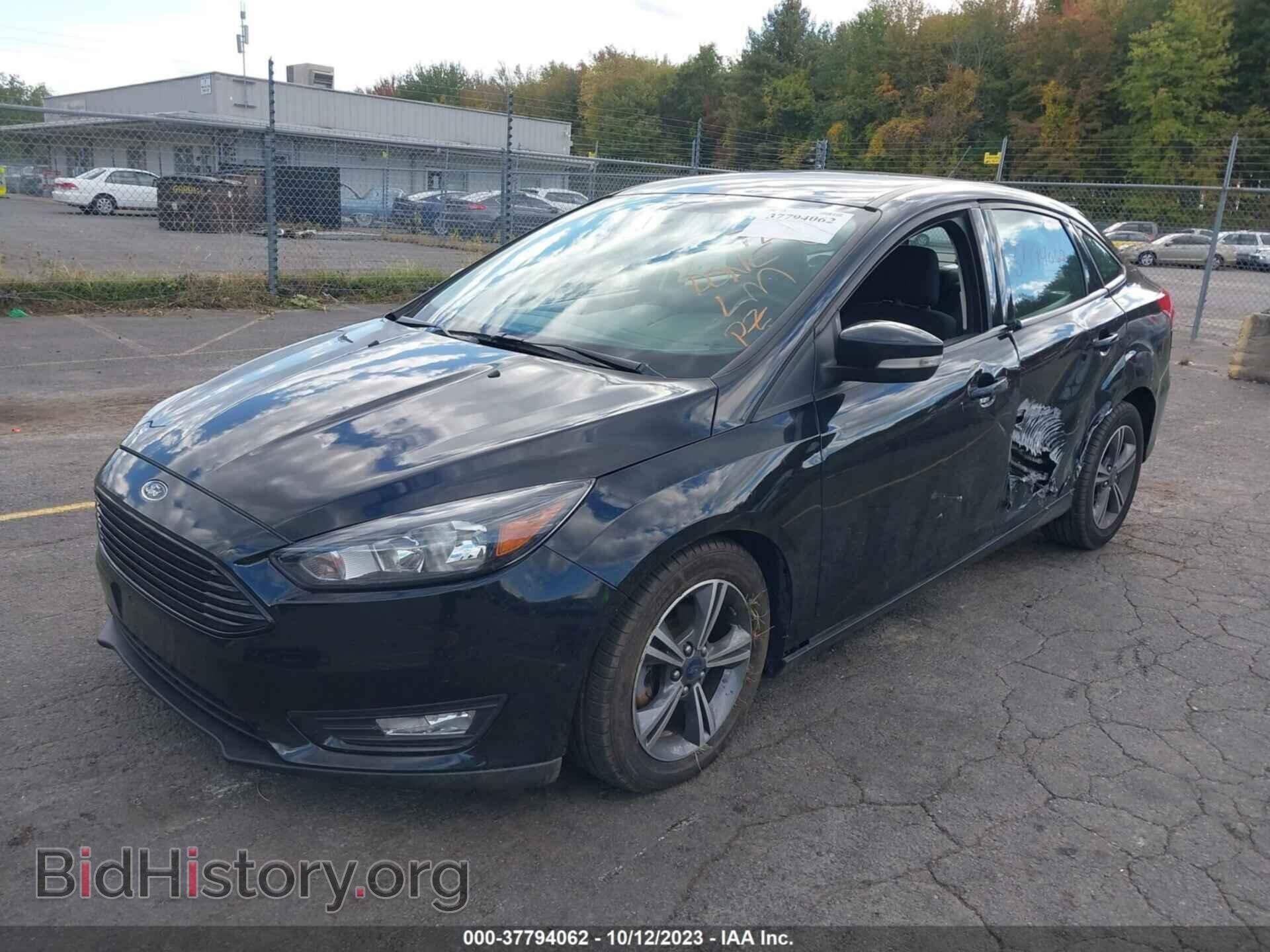 2017 FORD FOCUS - VIN: 1FADP3FE4HL335232 - Фото 2