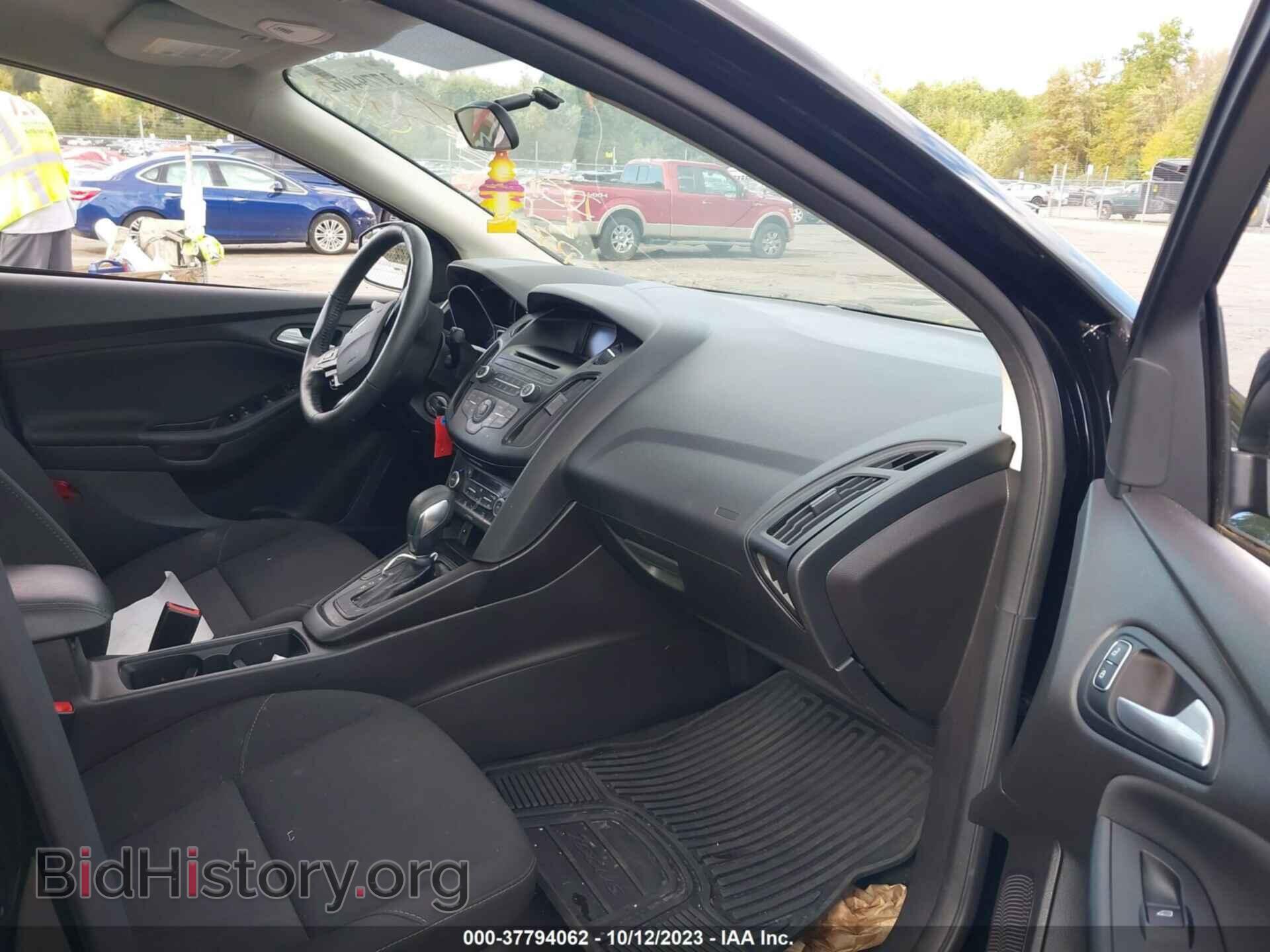 2017 FORD FOCUS - VIN: 1FADP3FE4HL335232 - Фото 5