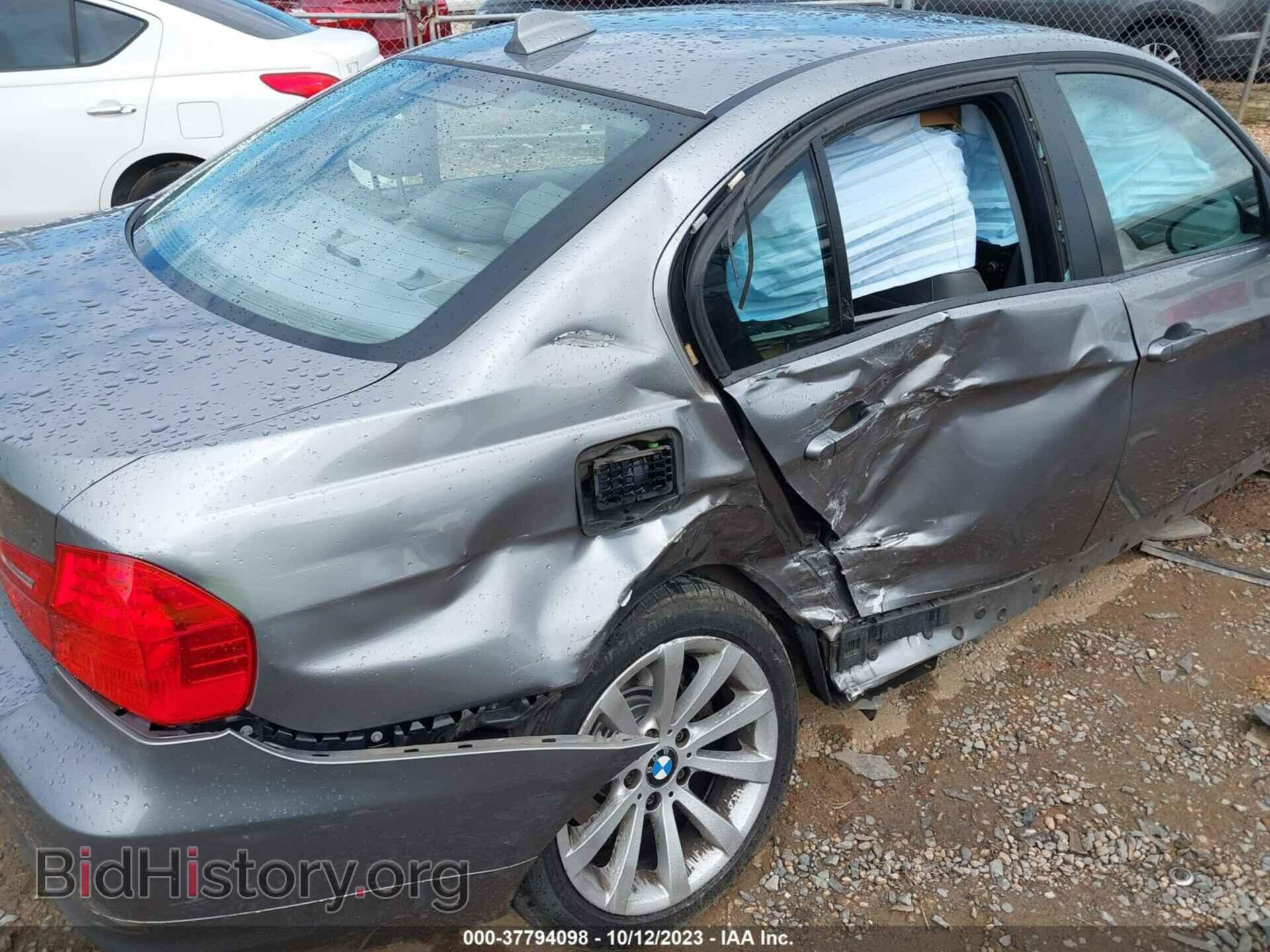 2009 BMW 328I - VIN: WBAPH77579NM28775 - Photo 6