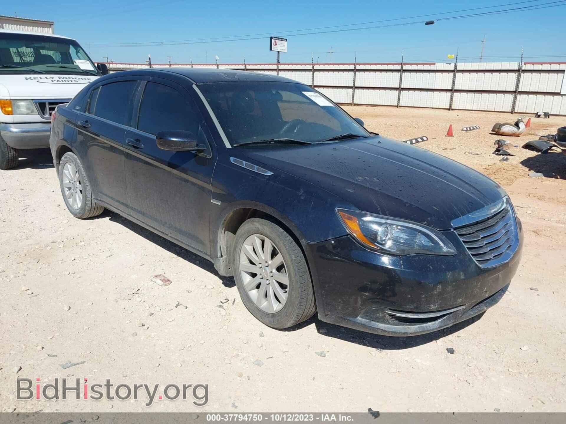 Photo 1C3BC1FG6BN536441 - CHRYSLER 200 2011