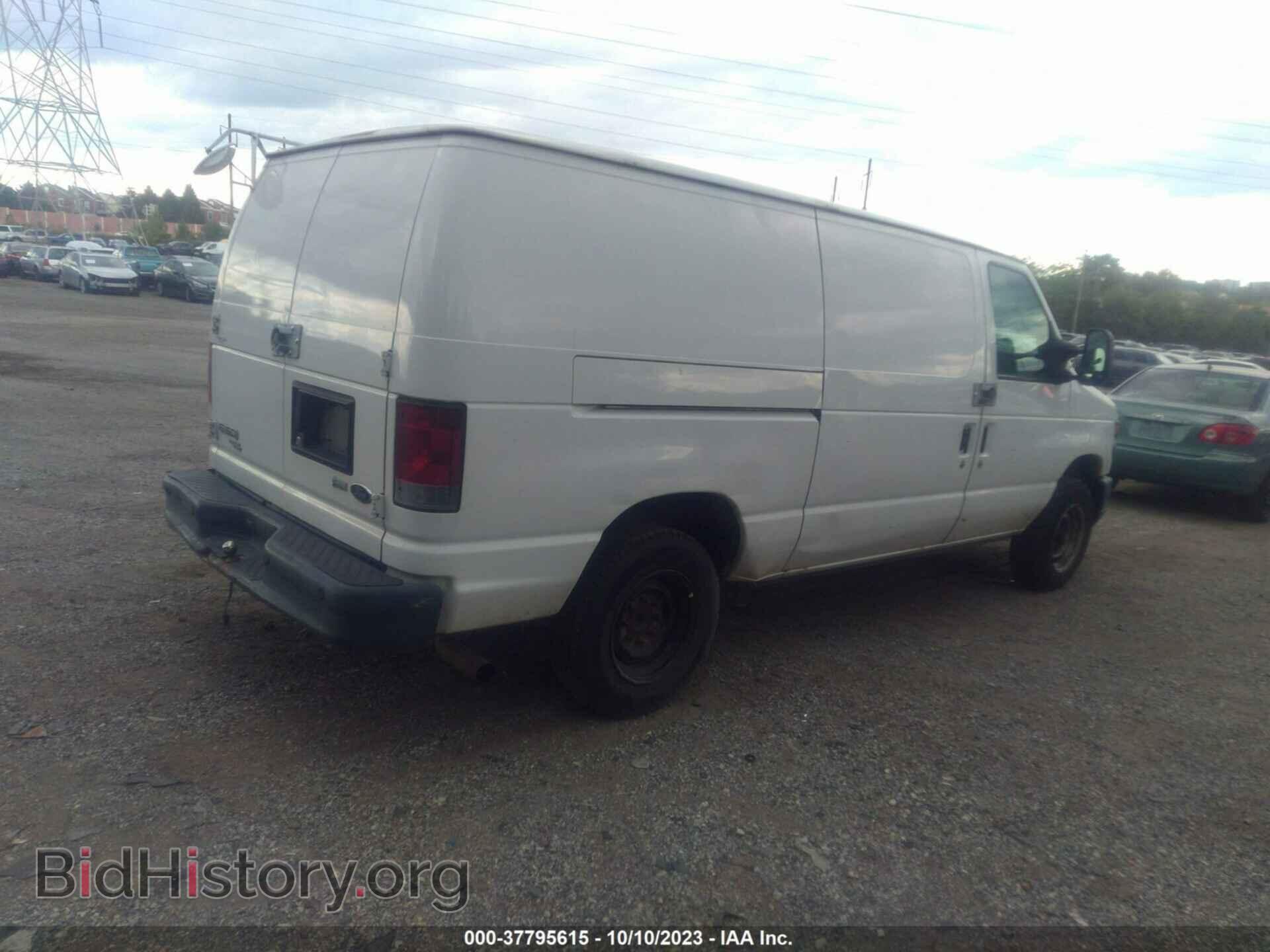 2011 FORD ECONOLINE CARGO VAN - VIN: 1FTNE1EL9BDB32234 - Фото 4