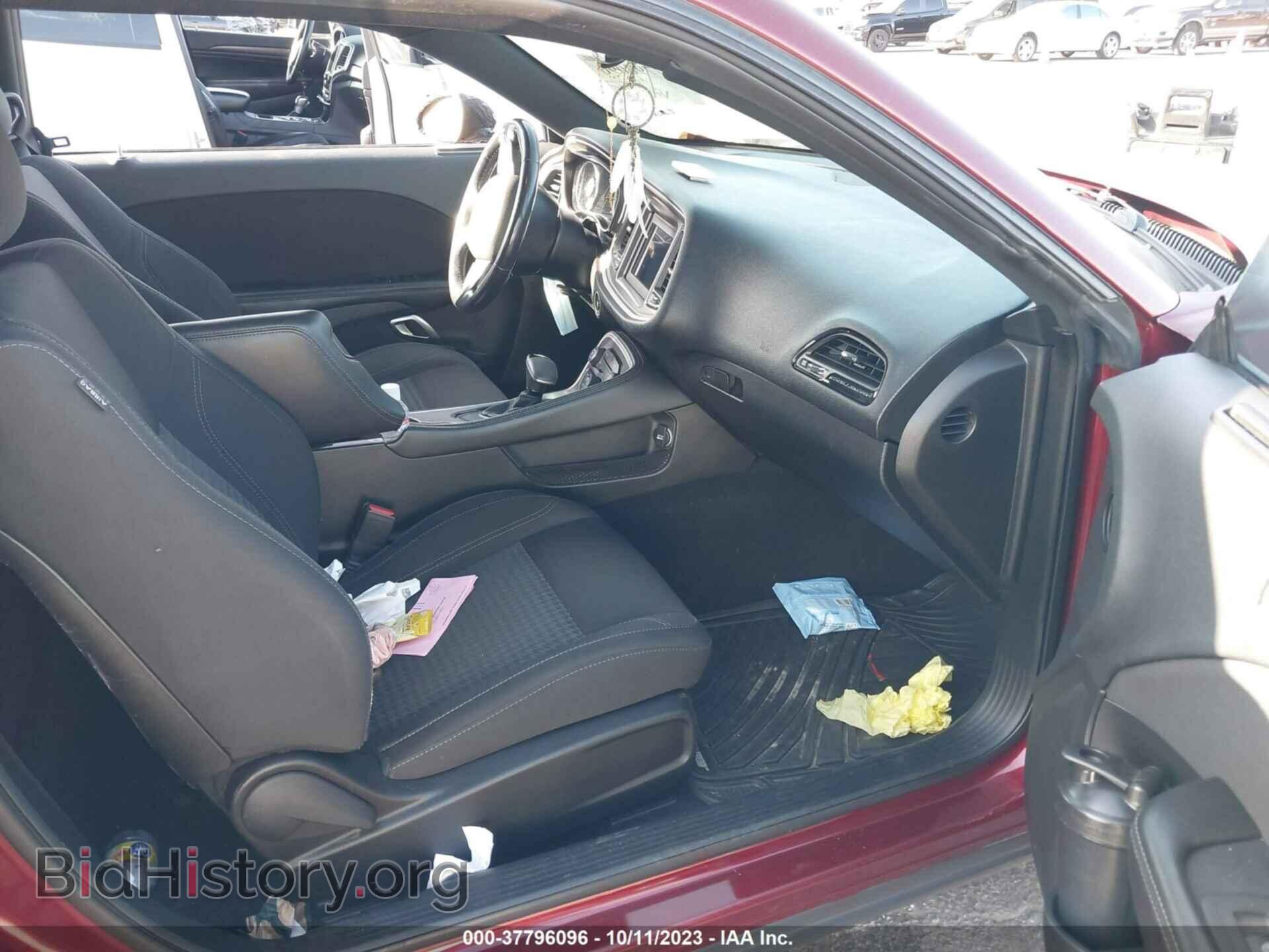 2019 DODGE CHALLENGER - VIN: 2C3CDZAG2KH669844 - Photo 5