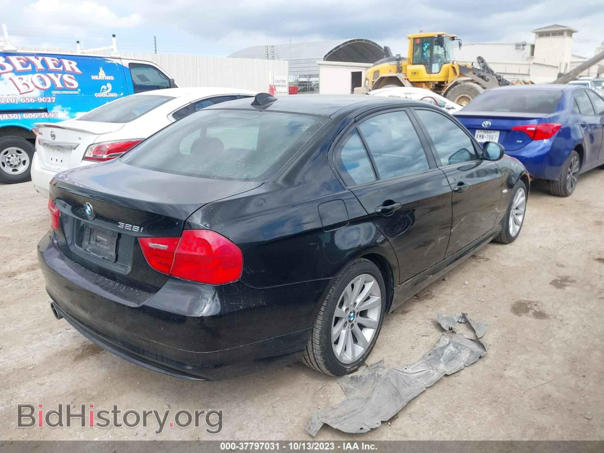 2011 BMW 3 SERIES - VIN: WBAPH7C50BE131312 - Фото 4
