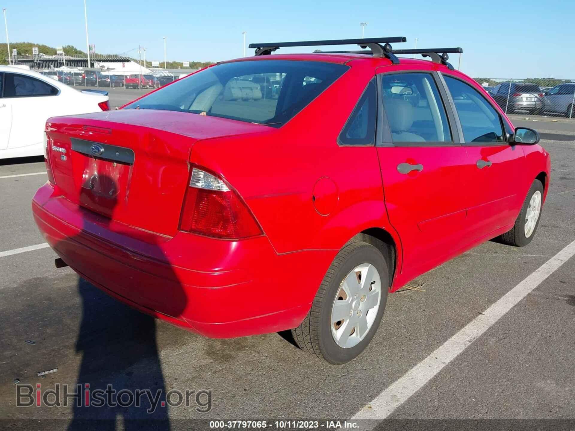 2007 FORD FOCUS - VIN: 1FAFP34N87W256249 - Фото 4