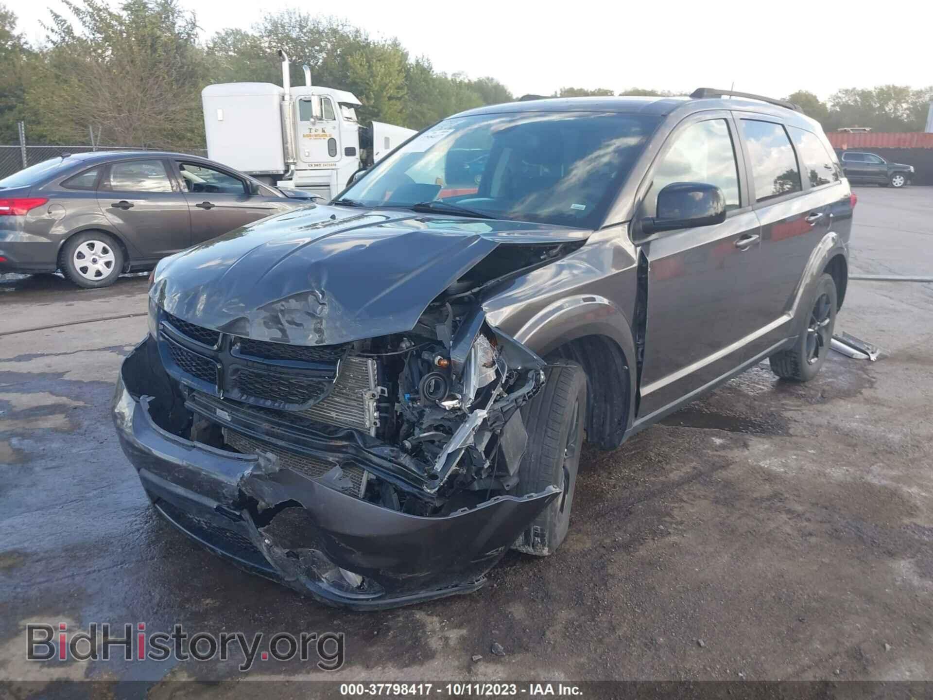 2019 DODGE JOURNEY - VIN: 3C4PDCBB4KT816069 - Фото 2