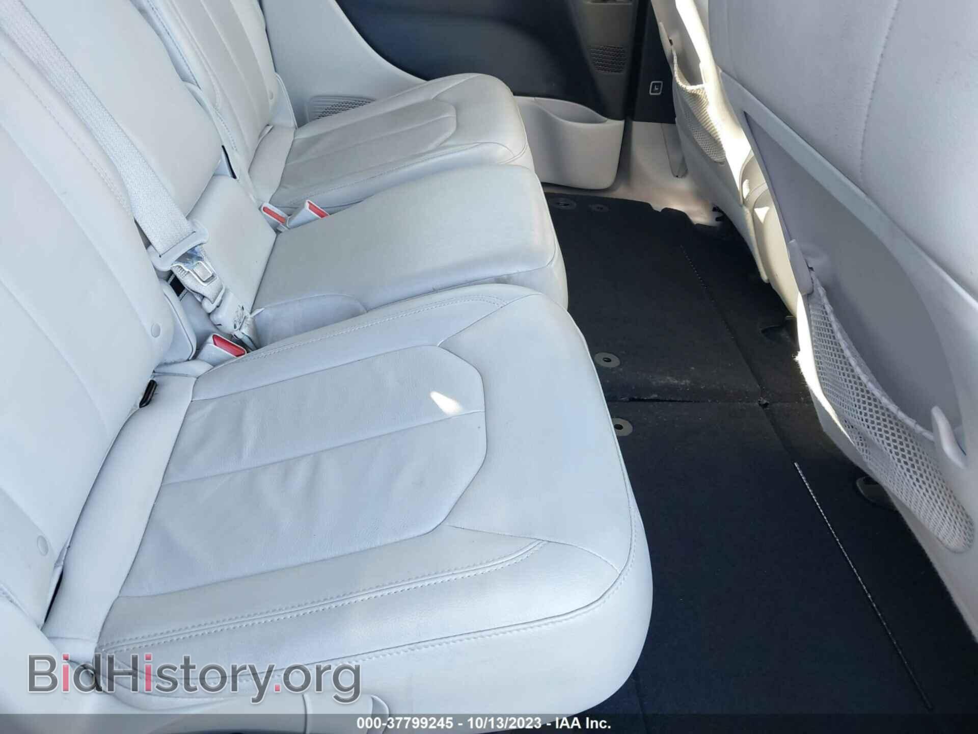 2017 CHRYSLER PACIFICA - VIN: 2C4RC1BG3HR565522 - Фото 8
