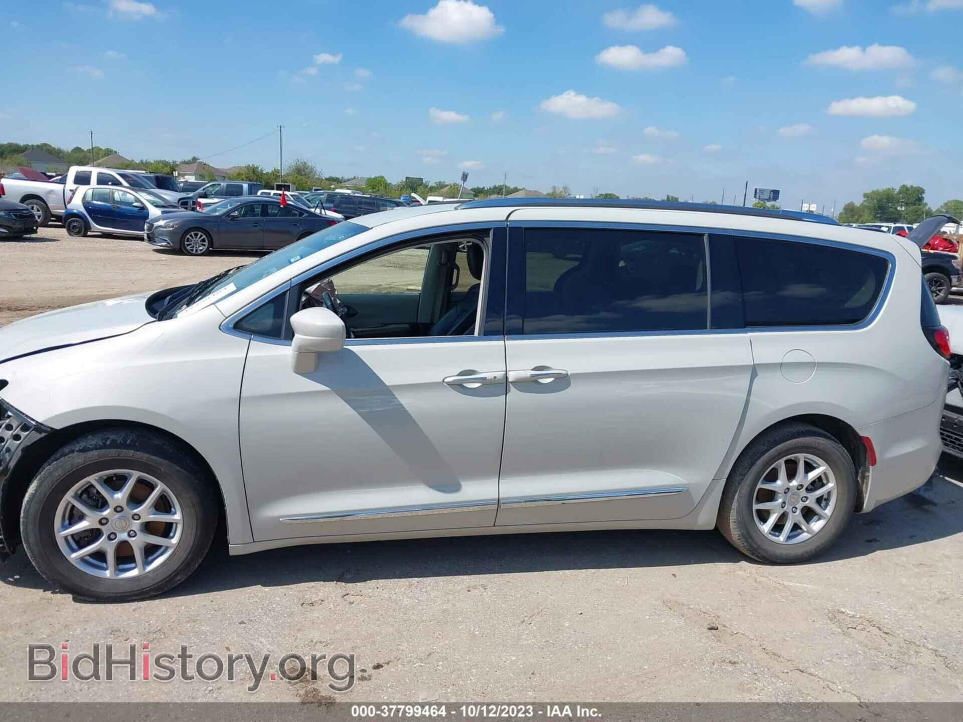 2020 CHRYSLER PACIFICA - VIN: 2C4RC1BG9LR205082 - Фото 13