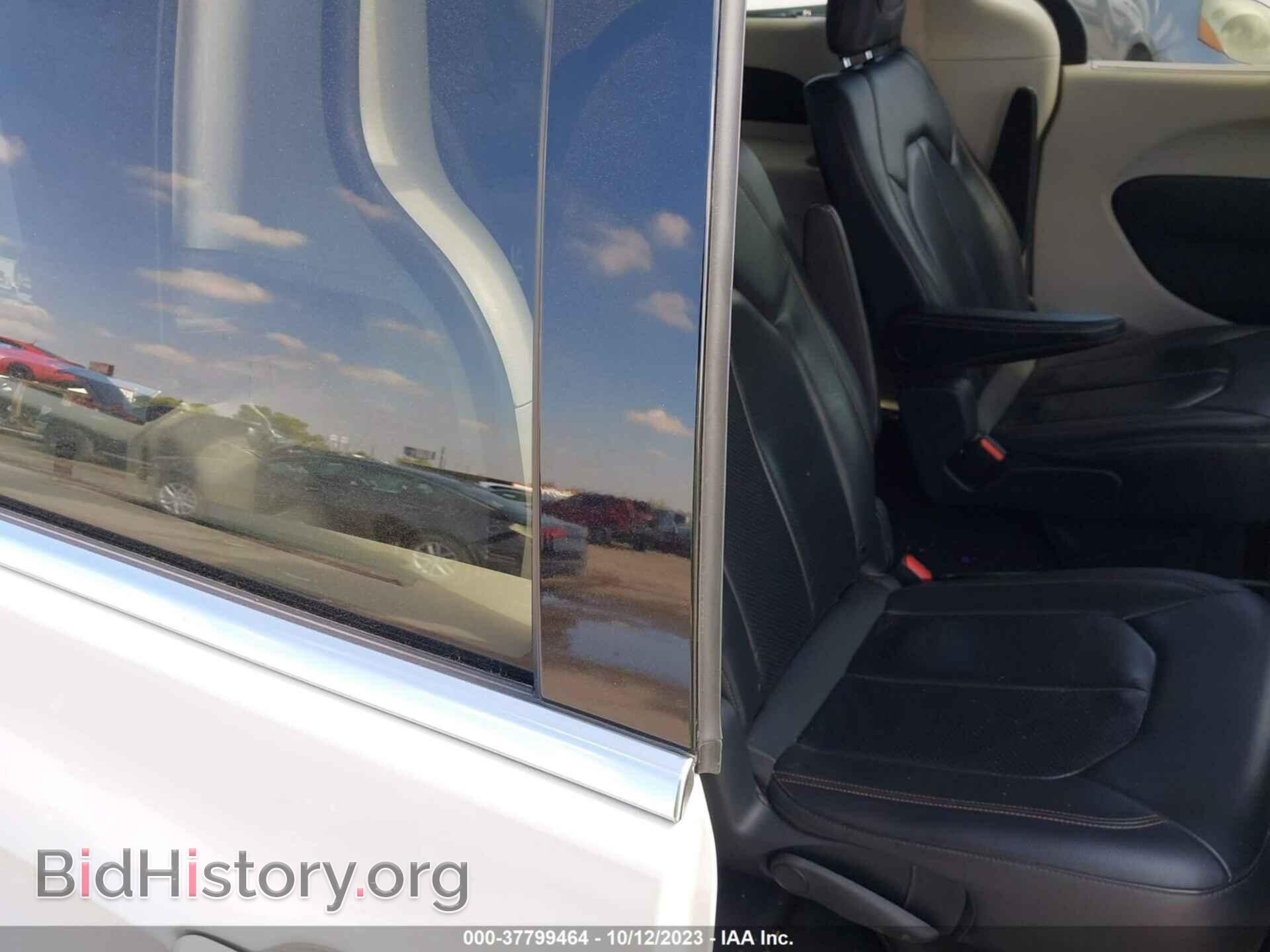 2020 CHRYSLER PACIFICA - VIN: 2C4RC1BG9LR205082 - Фото 8