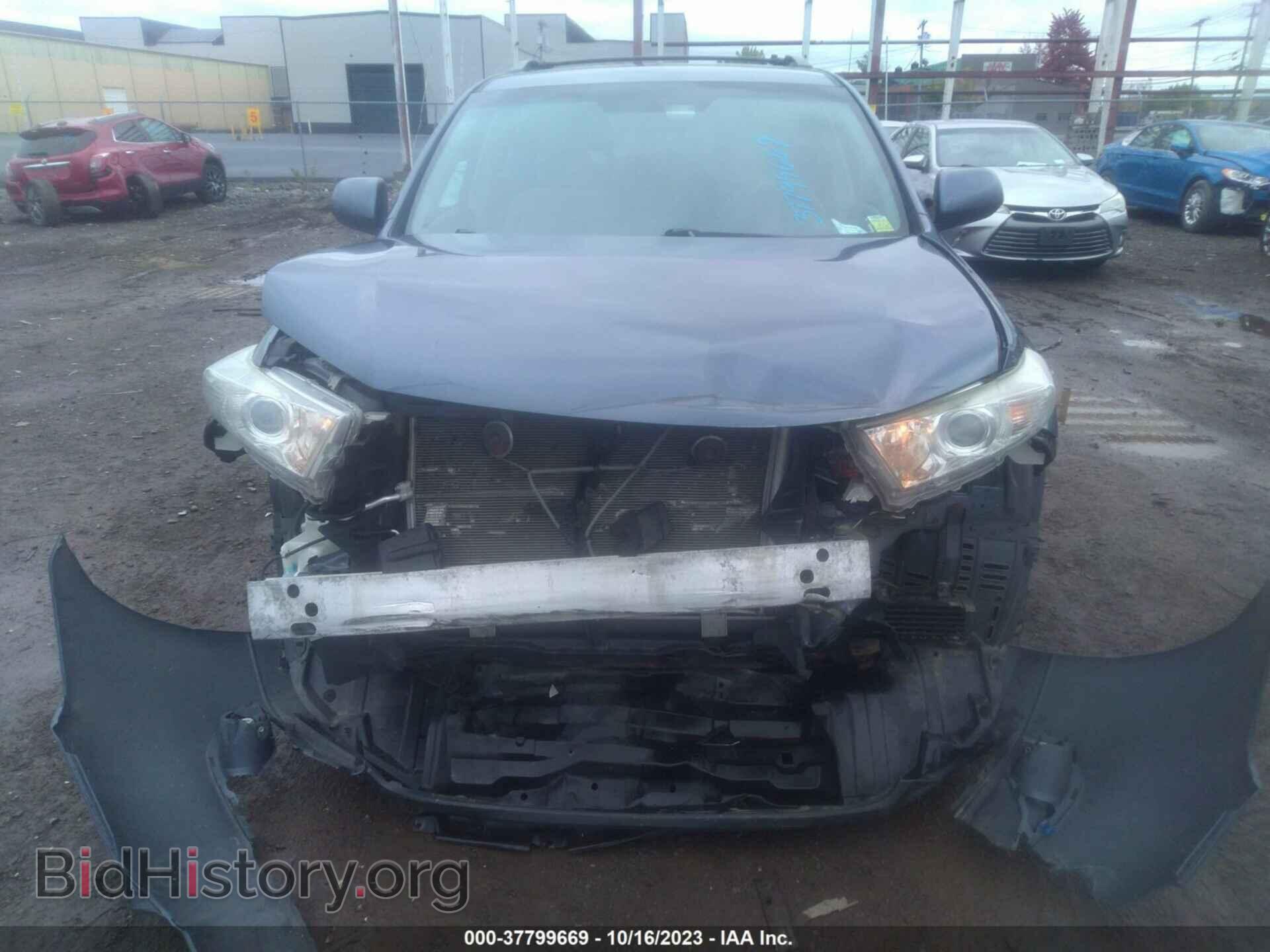 2013 TOYOTA HIGHLANDER - VIN: 5TDBK3EH8DS208780 - Фото 12