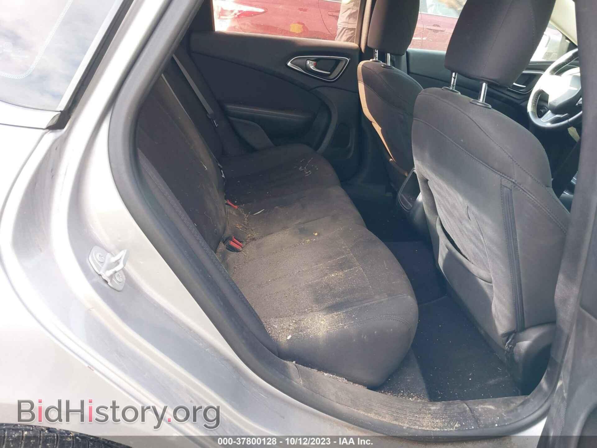 2016 CHRYSLER 200 - VIN: 1C3CCCAB7GN113256 - Фото 8