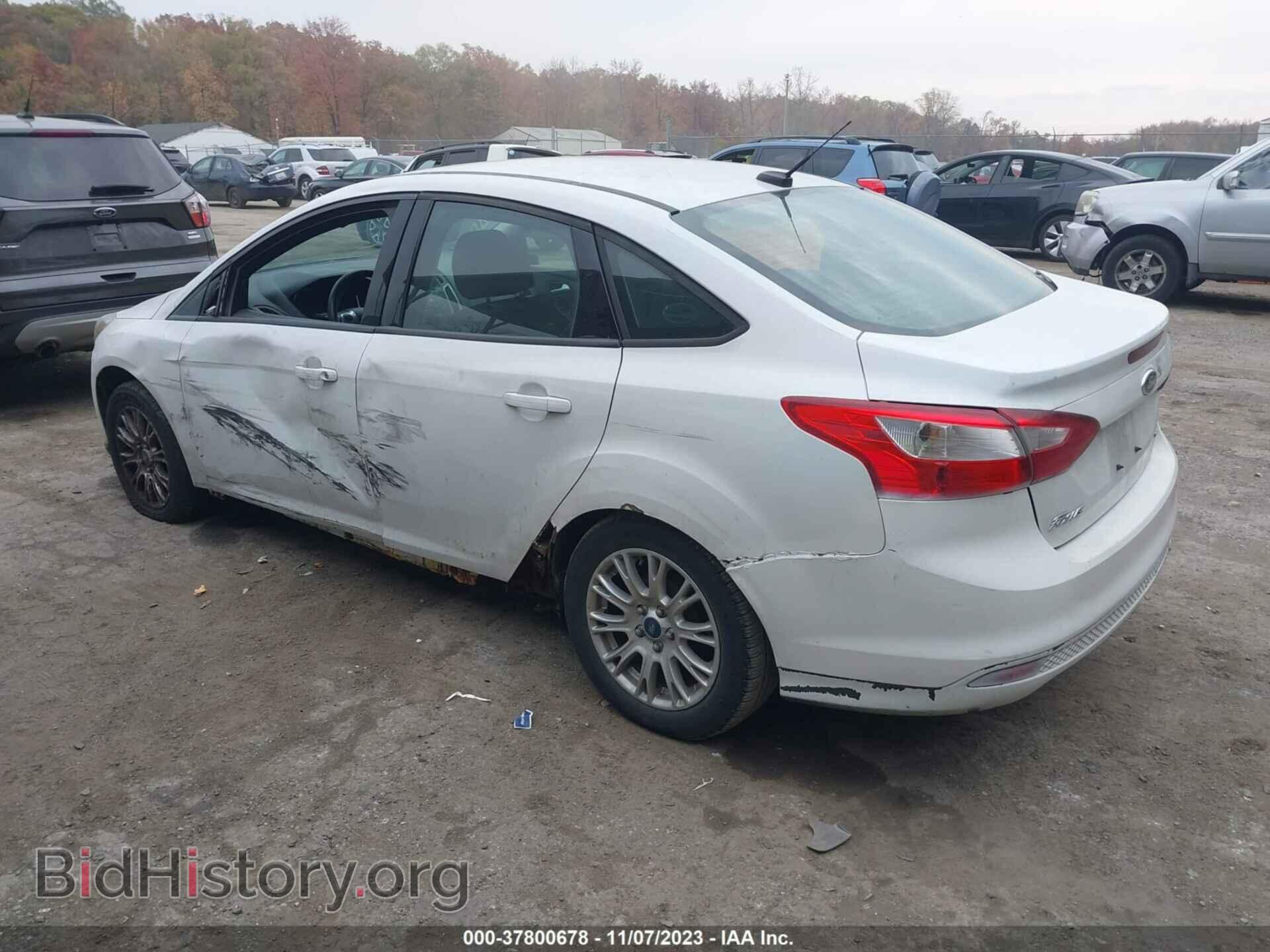 2013 FORD FOCUS - VIN: 1FADP3F28DL232492 - Фото 3
