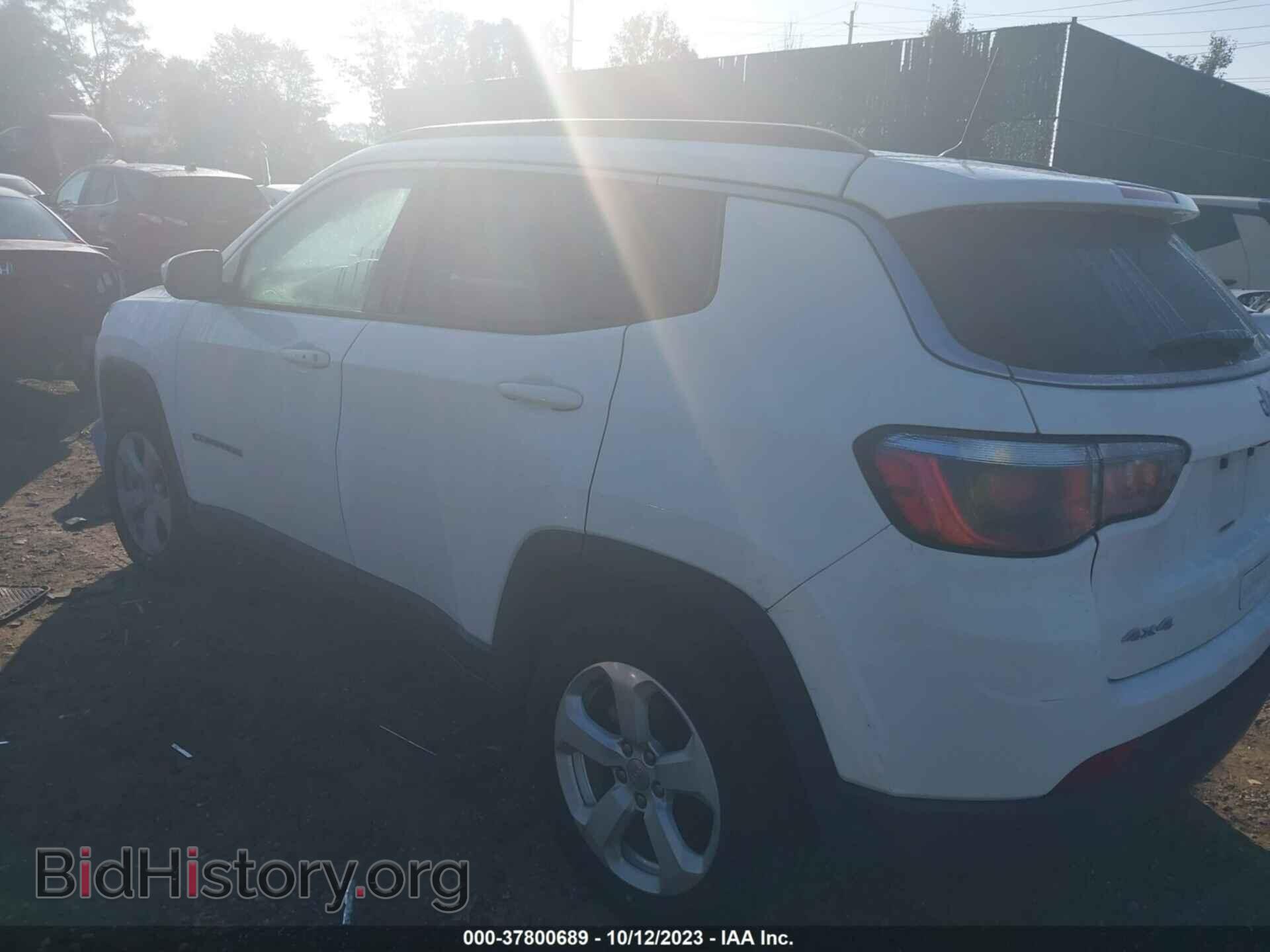 2018 JEEP COMPASS - VIN: 3C4NJDBB8JT398295 - Фото 3
