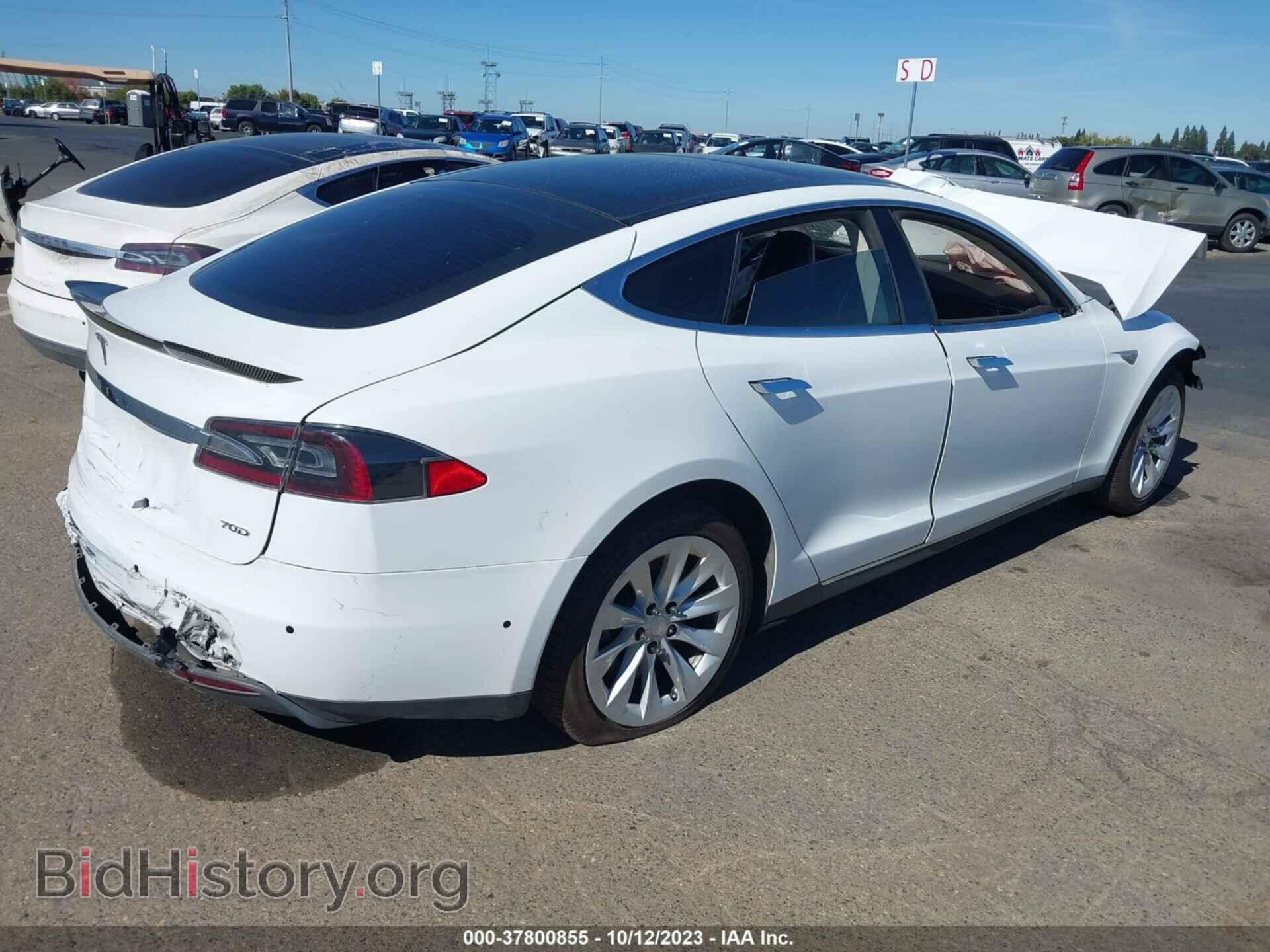 2015 TESLA MODEL S - VIN: 5YJSA1S2XFF090004 - Photo 4