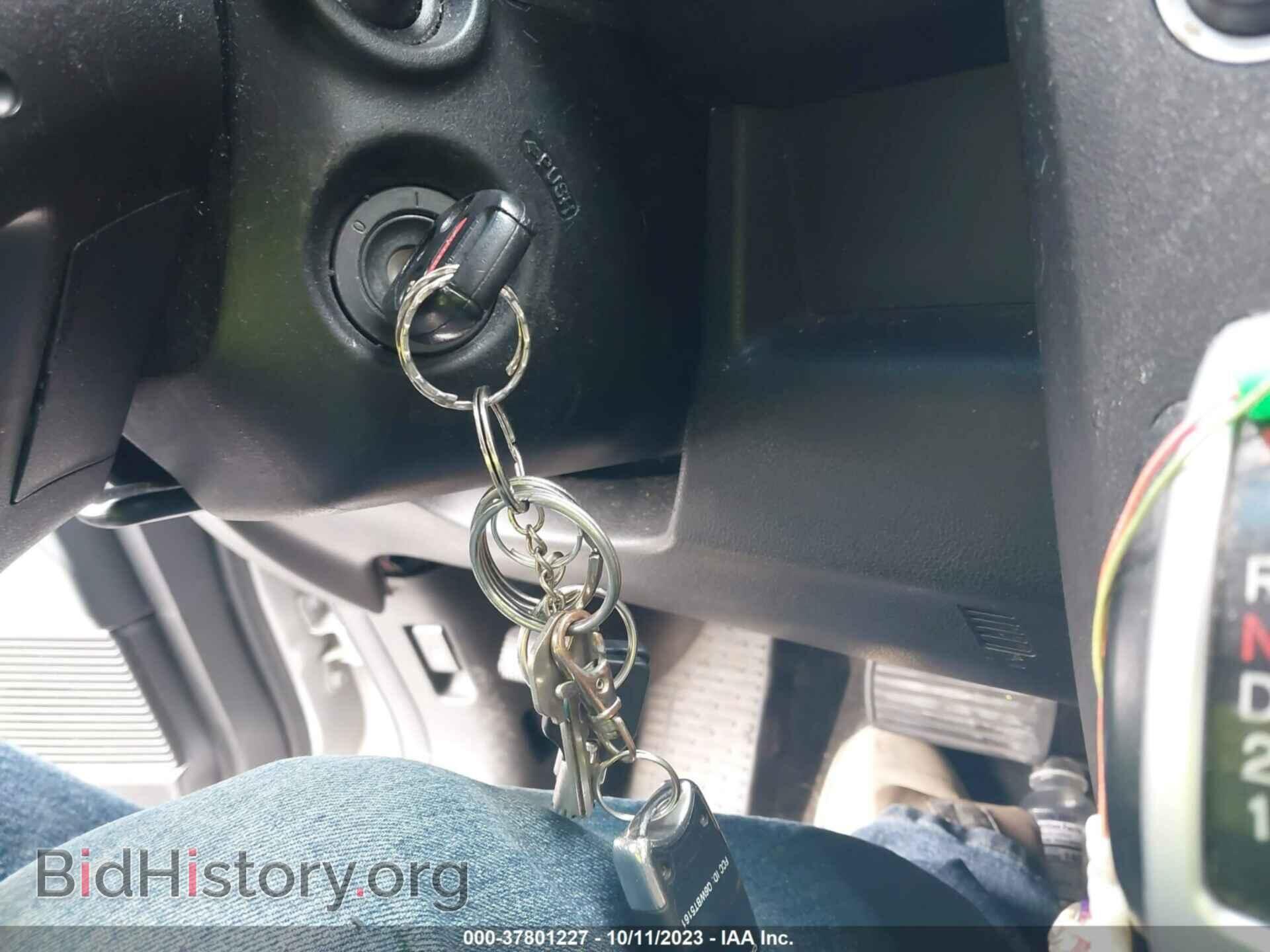 2011 HONDA PILOT - VIN: 5FNYF4H66BB013812 - Фото 11