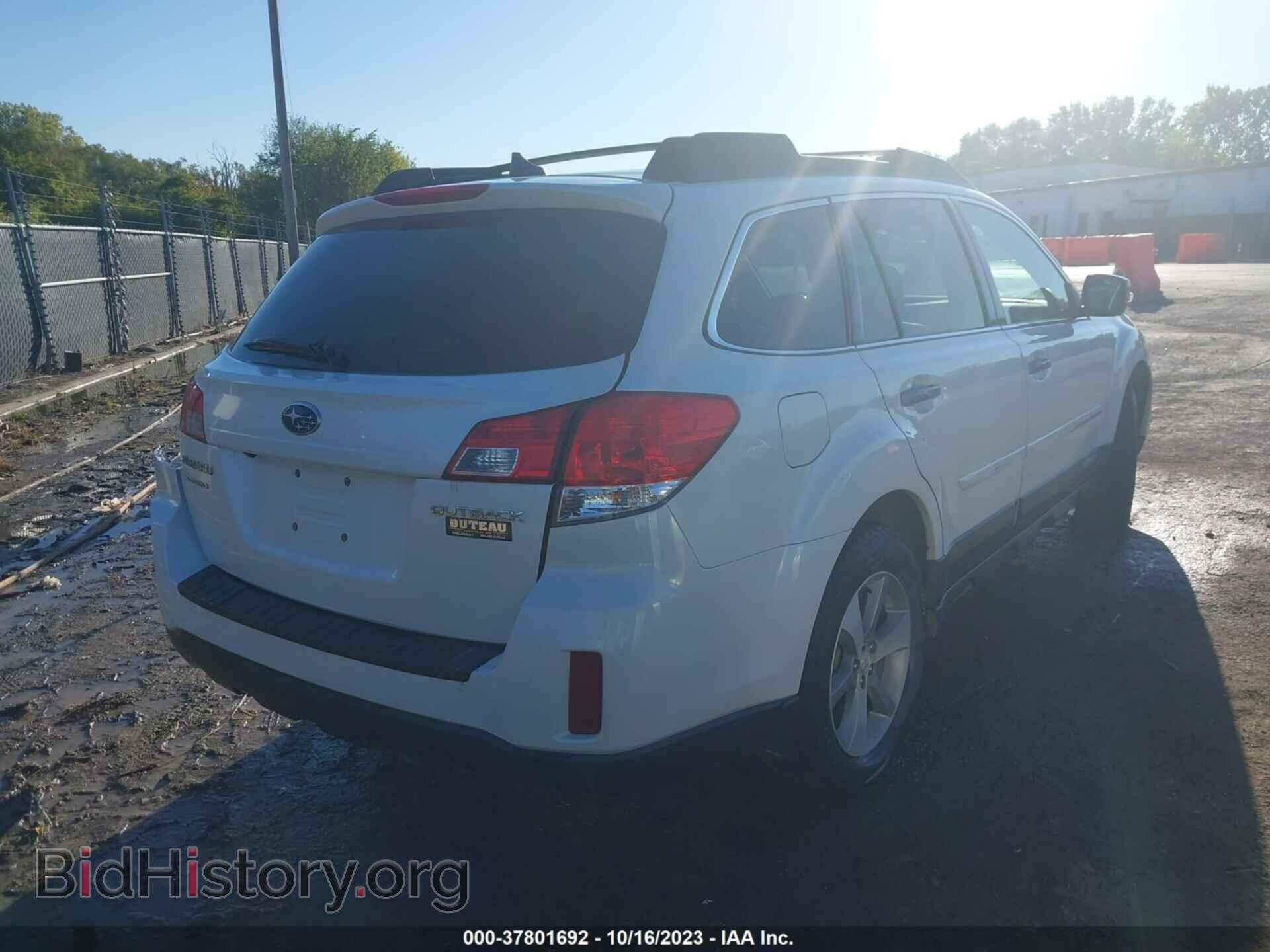 2014 SUBARU OUTBACK - VIN: 4S4BRCPC8E3218253 - Фото 4