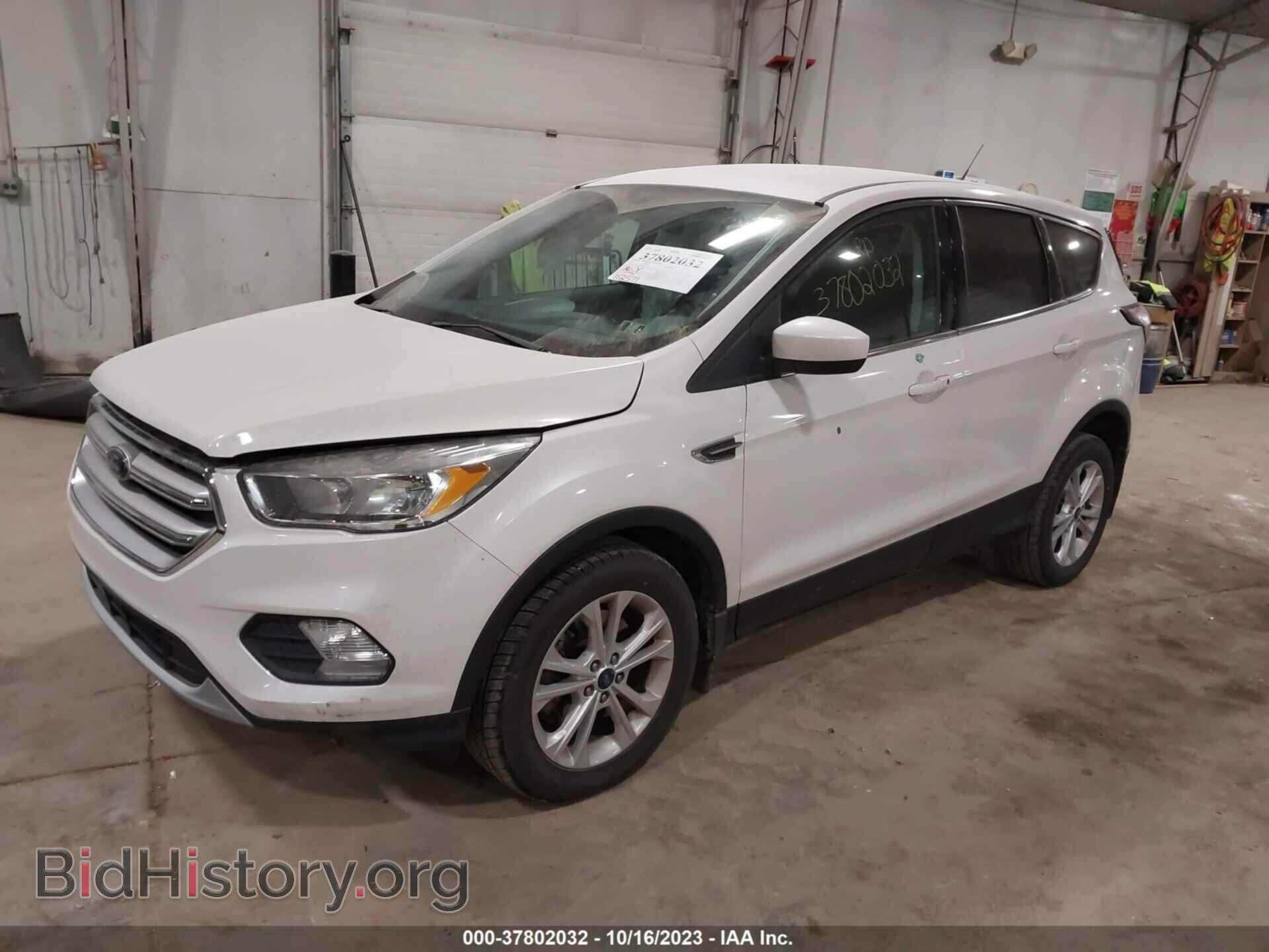 2017 FORD ESCAPE - VIN: 1FMCU9G94HUD37278 - Фото 2