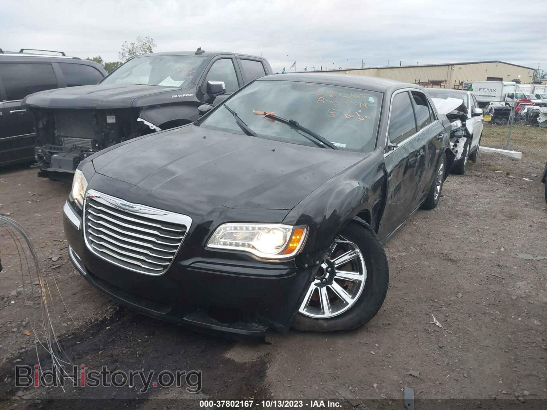 2014 CHRYSLER 300 - VIN: 2C3CCAAG6E8340265 - Фото 2