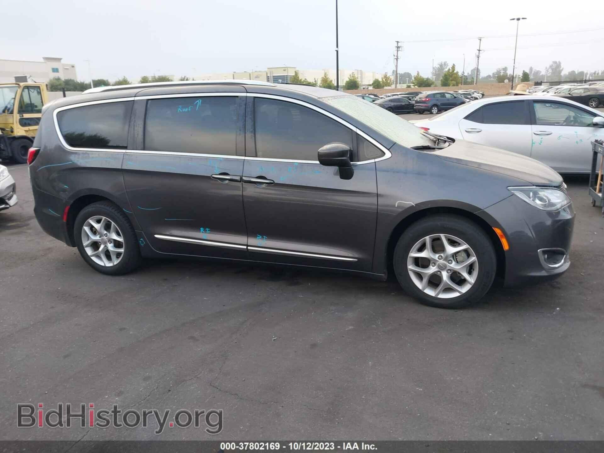 2018 CHRYSLER PACIFICA - VIN: 2C4RC1BG6JR139555 - Фото 14