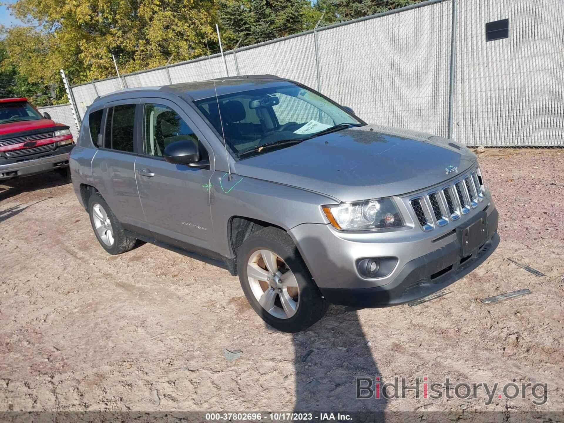 Photo 1C4NJDBB8GD556925 - JEEP COMPASS 2016