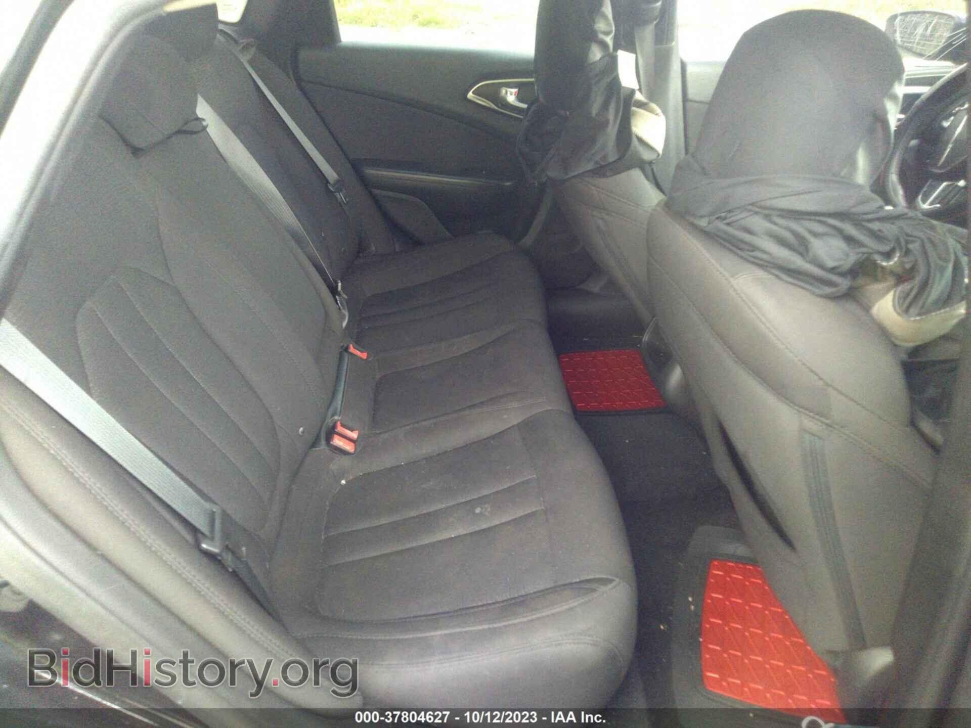 2015 CHRYSLER 200 - VIN: 1C3CCCABXFN665932 - Фото 8