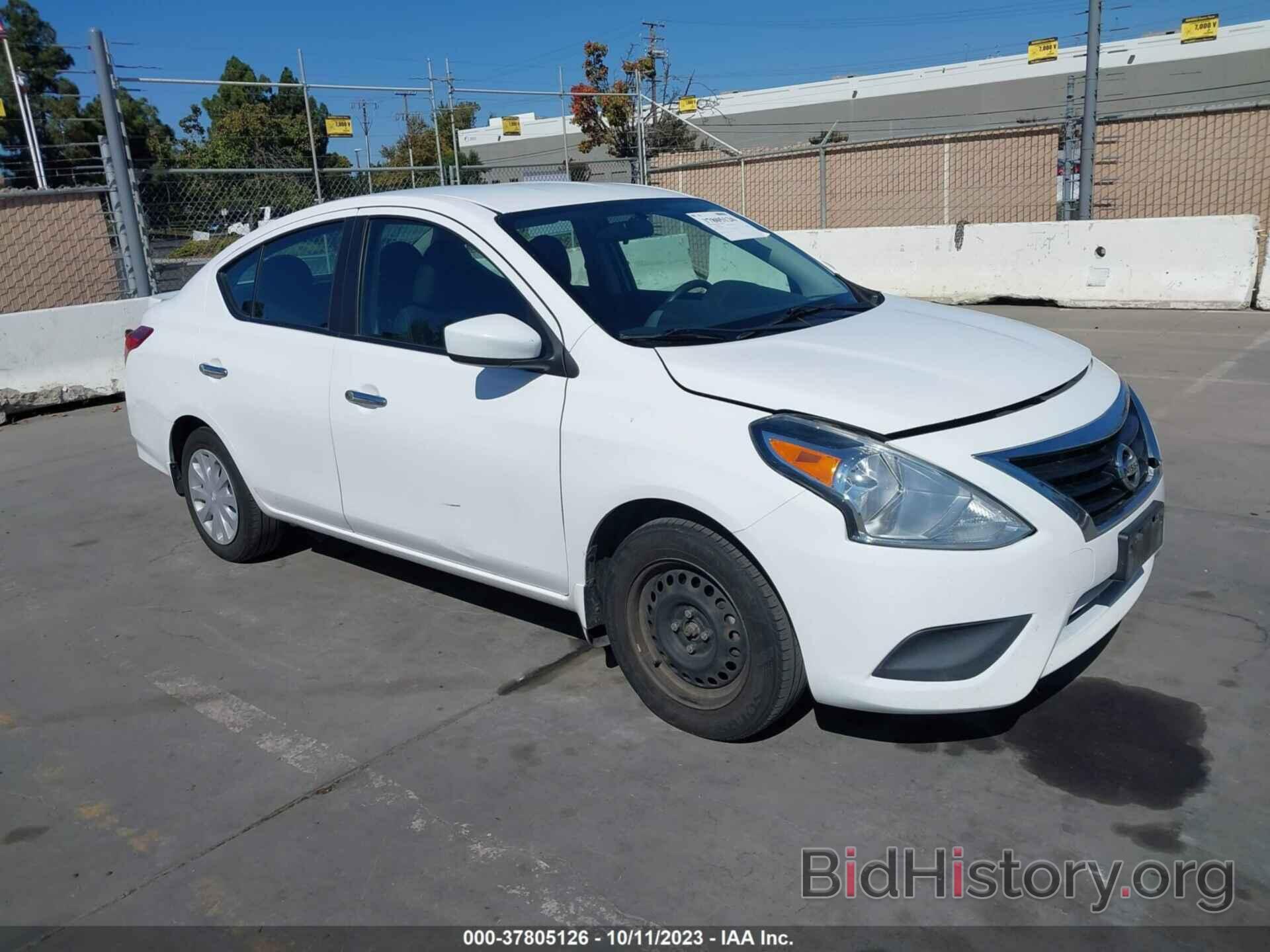 Photo 3N1CN7AP1JL887490 - NISSAN VERSA SEDAN 2018