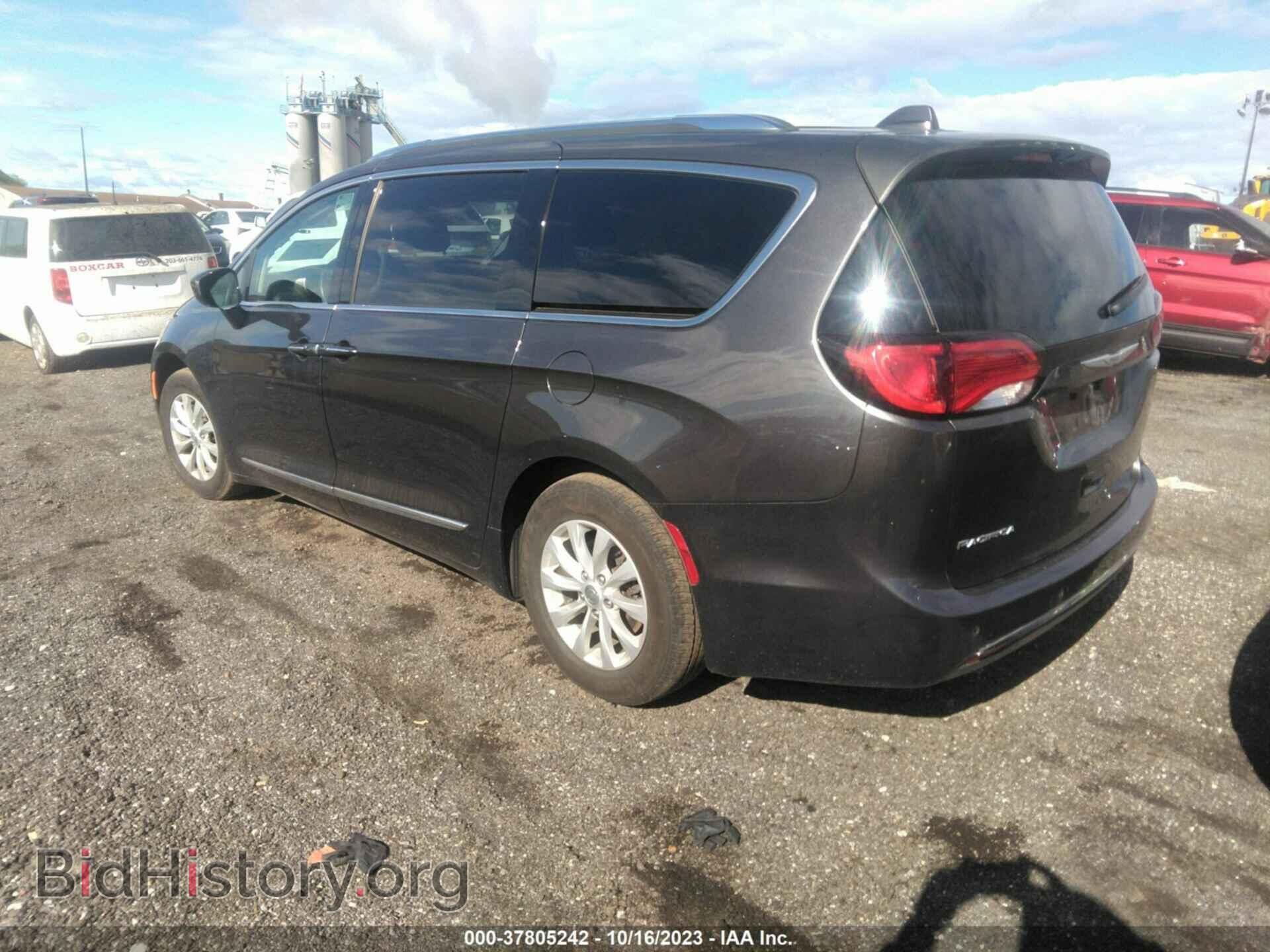 2018 CHRYSLER PACIFICA - VIN: 2C4RC1BG6JR253961 - Фото 3