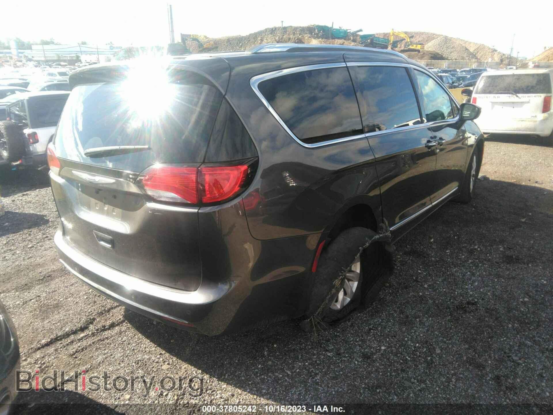 2018 CHRYSLER PACIFICA - VIN: 2C4RC1BG6JR253961 - Фото 4