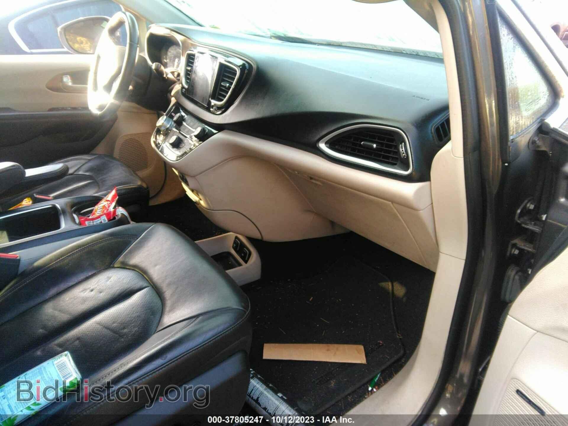 2017 CHRYSLER PACIFICA - VIN: 2C4RC1EG0HR693860 - Photo 5